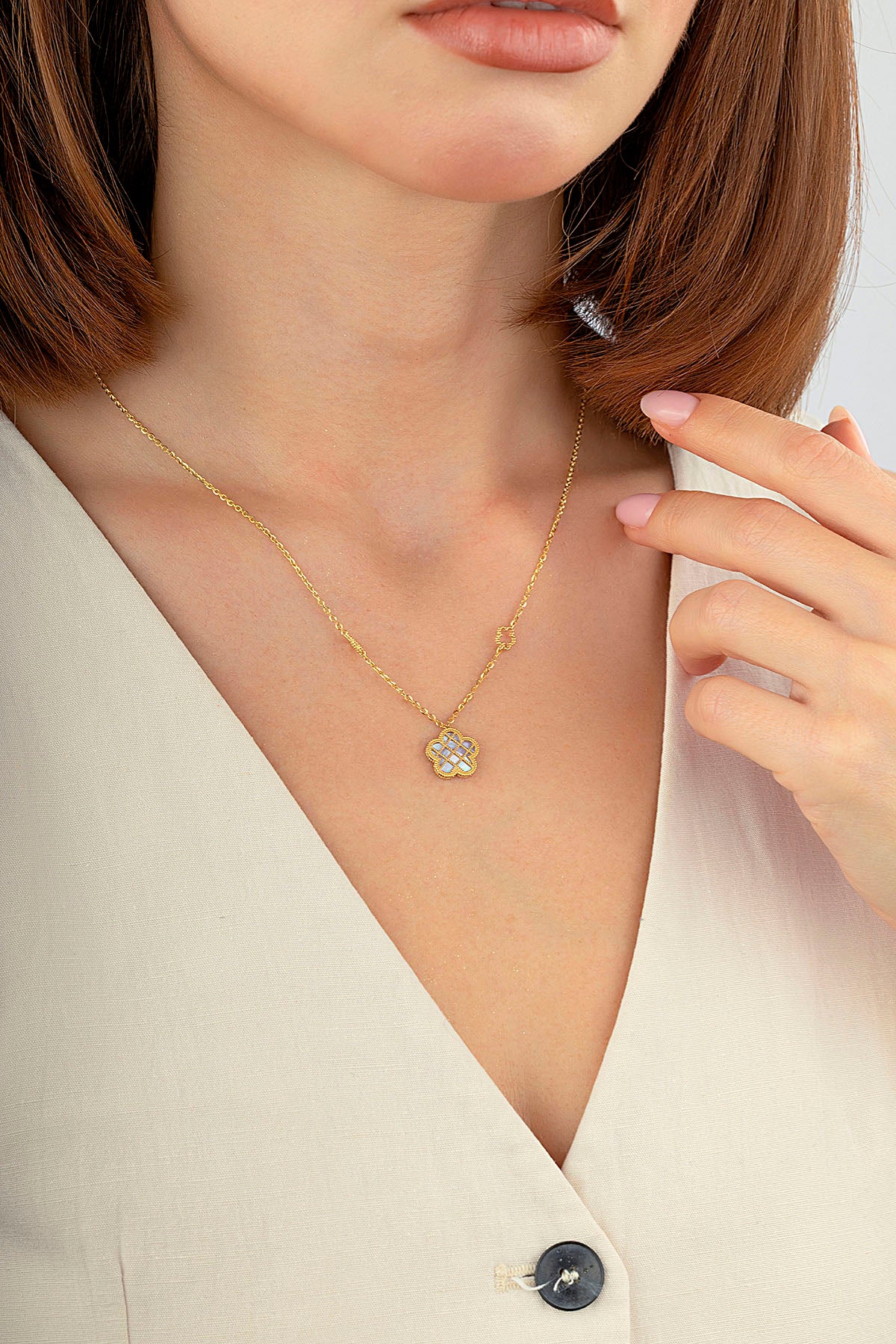 Çift Taraflı Gri Beyaz Sedefli Kafeslin Çiçek Altın Kolye