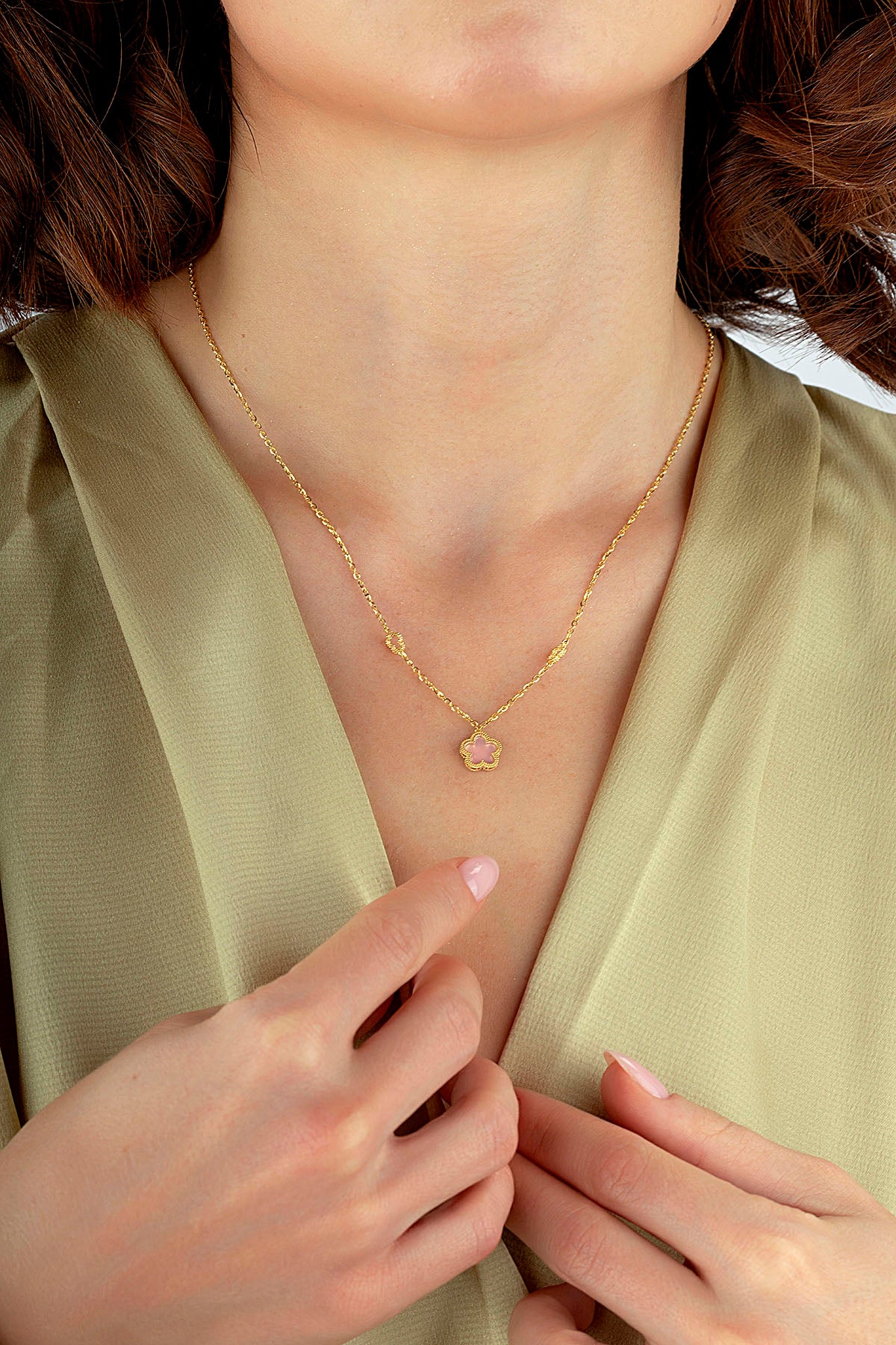 Çift Taraflı Pembe Beyaz Sedefli Çiçek Altın Kolye