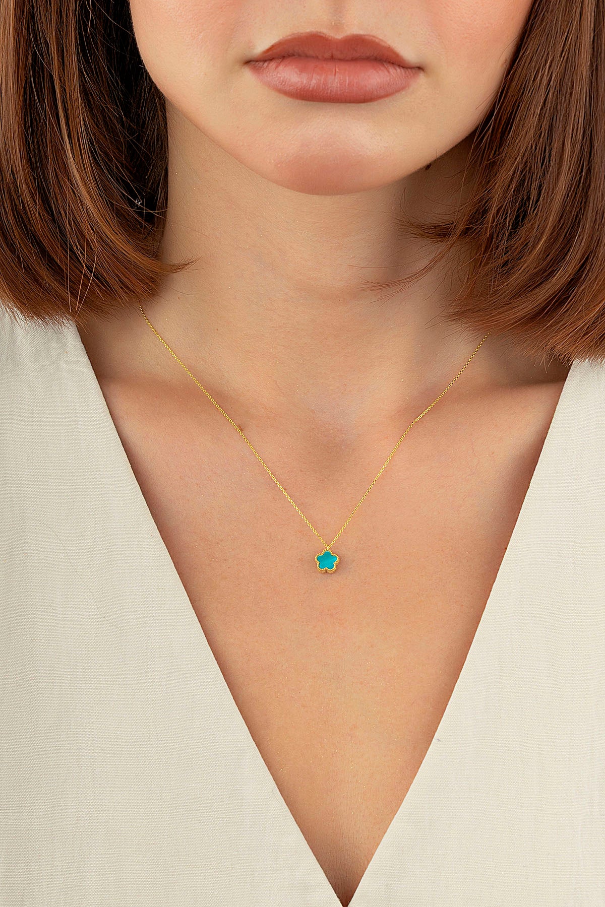 Çift Taraflı Turkuaz Beyaz Sedefli Küçük Çiçek Altın Kolye