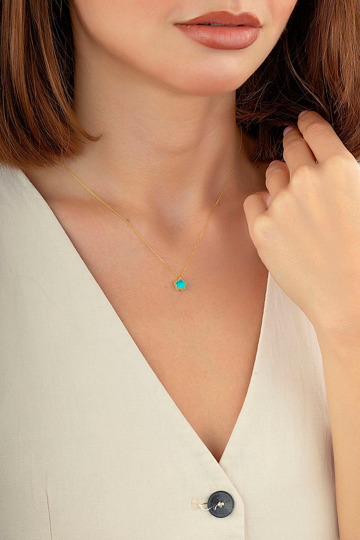 Çift Taraflı Turkuaz Beyaz Sedefli Küçük Çiçek Altın Kolye