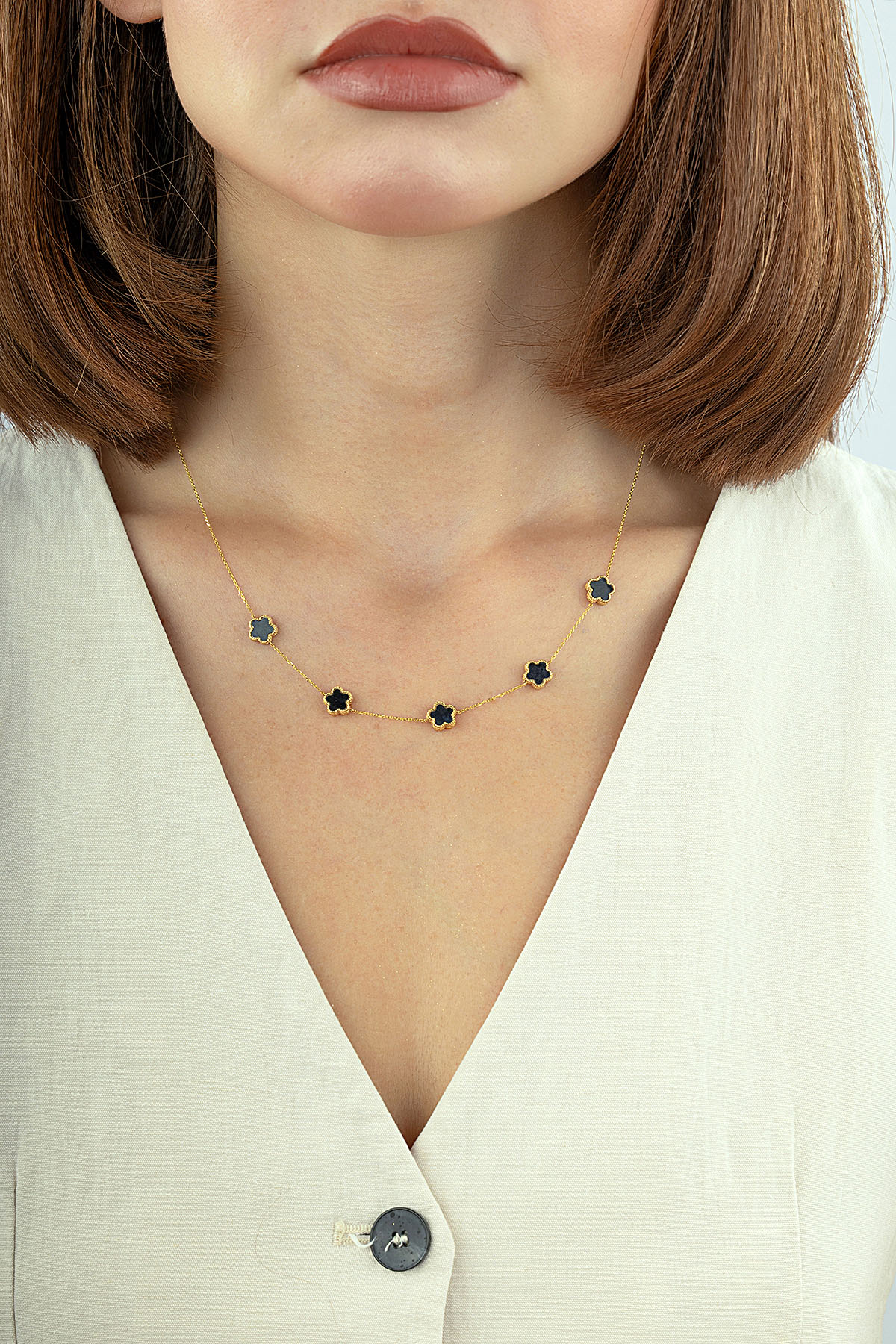 Çift Taraflı Siyah Beyaz Sedefli Beş Çiçekli Altın Kolye Ürün ana görseli