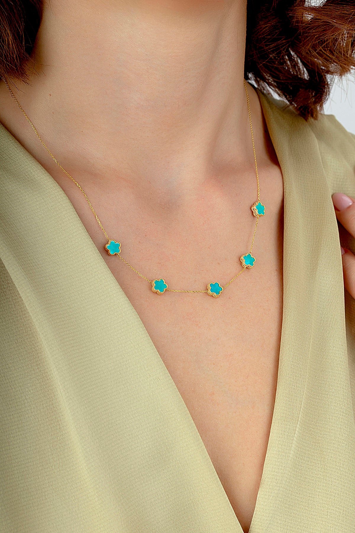 Çift Taraflı Turkuaz Beyaz Sedefli Beş Çiçekli Altın Kolye