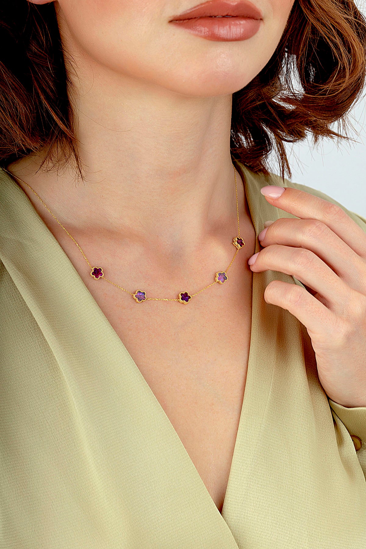 Çift Taraflı Mor Beyaz Sedefli Beş Çiçekli Altın Kolye