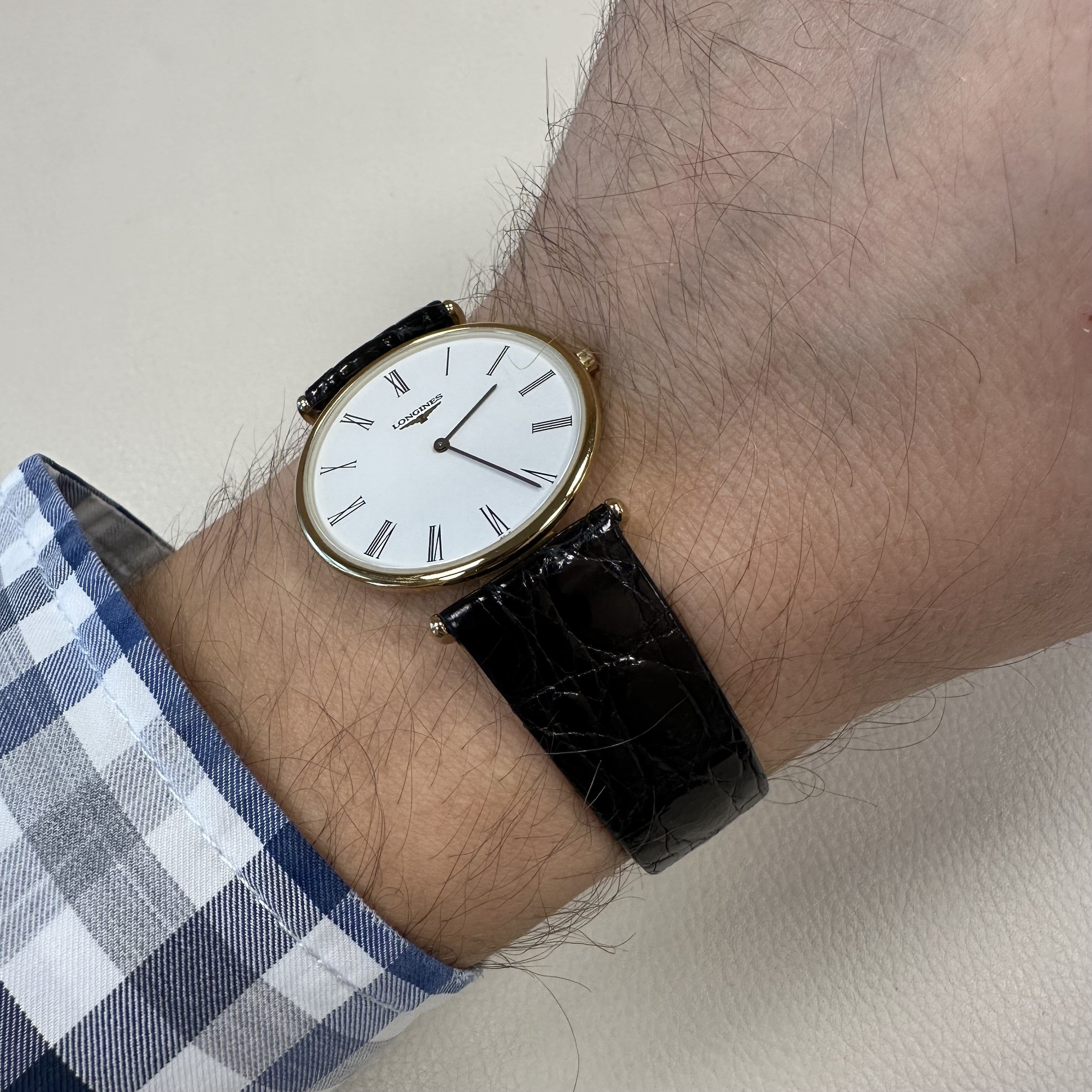 LONGINES L4.635.2 Le Grande Classic Quartz Erkek Kol Saati