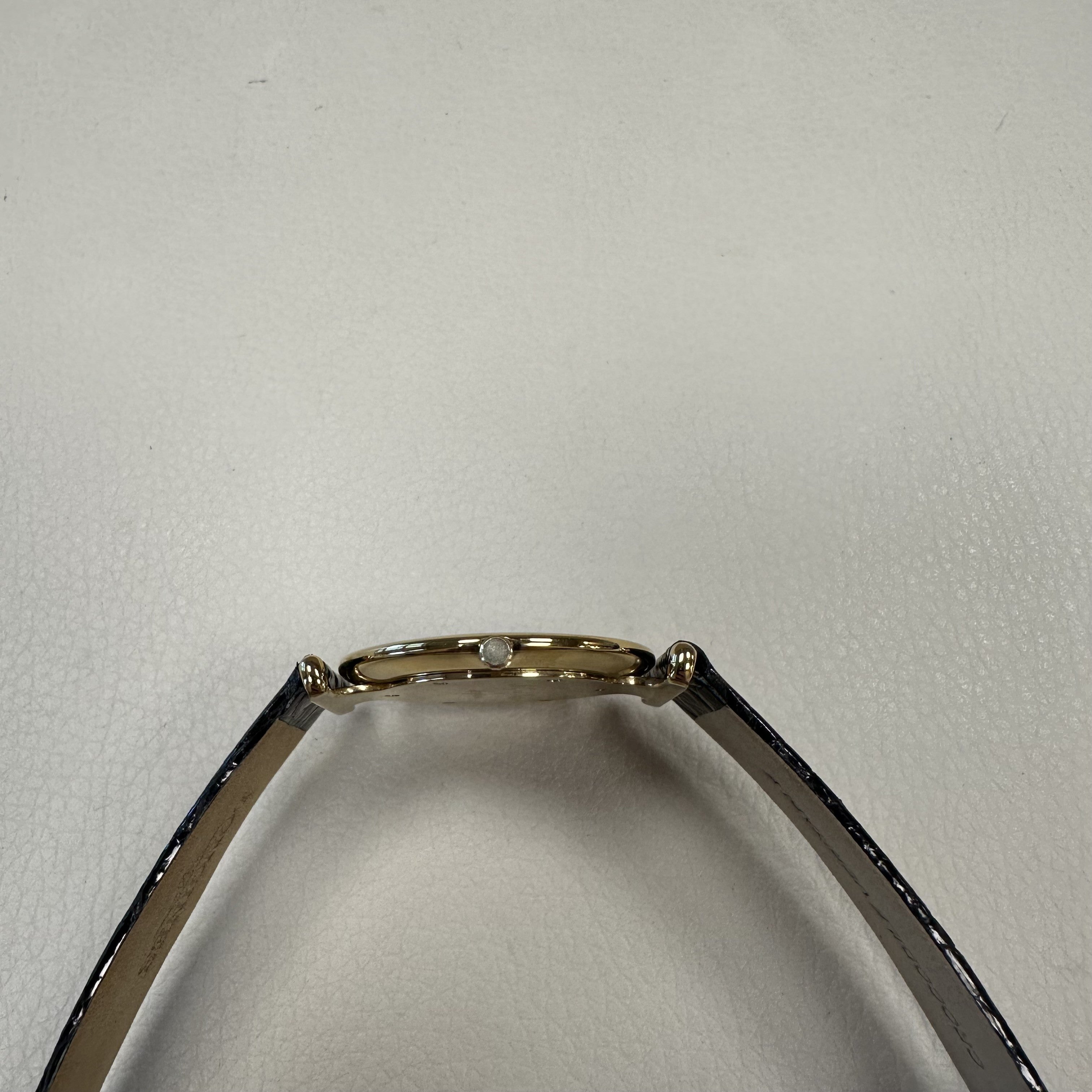 LONGINES L4.635.2 Le Grande Classic Quartz Erkek Kol Saati