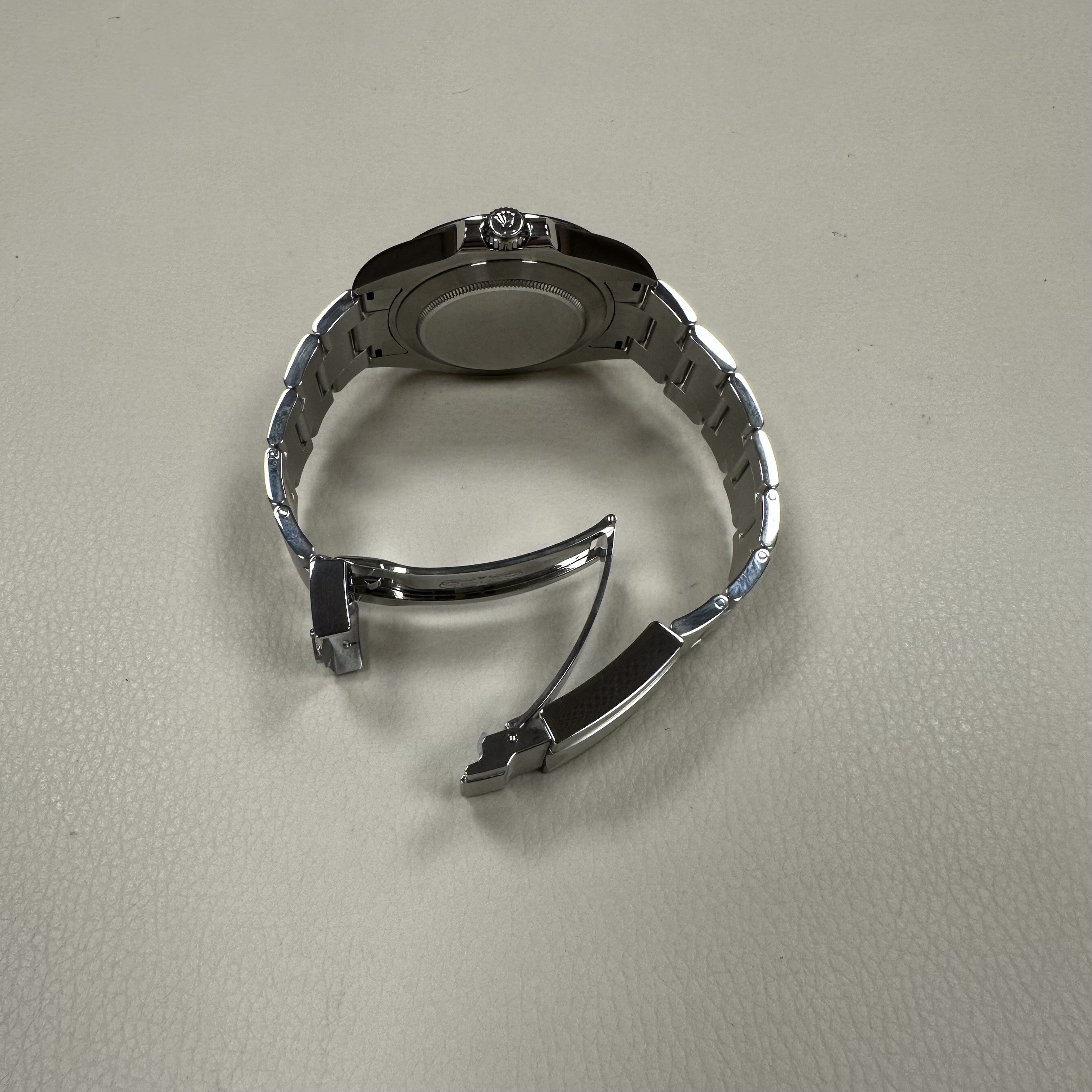 ROLEX 226570 Oyster Perpetual Prefessional Explorer II Erkek Saati