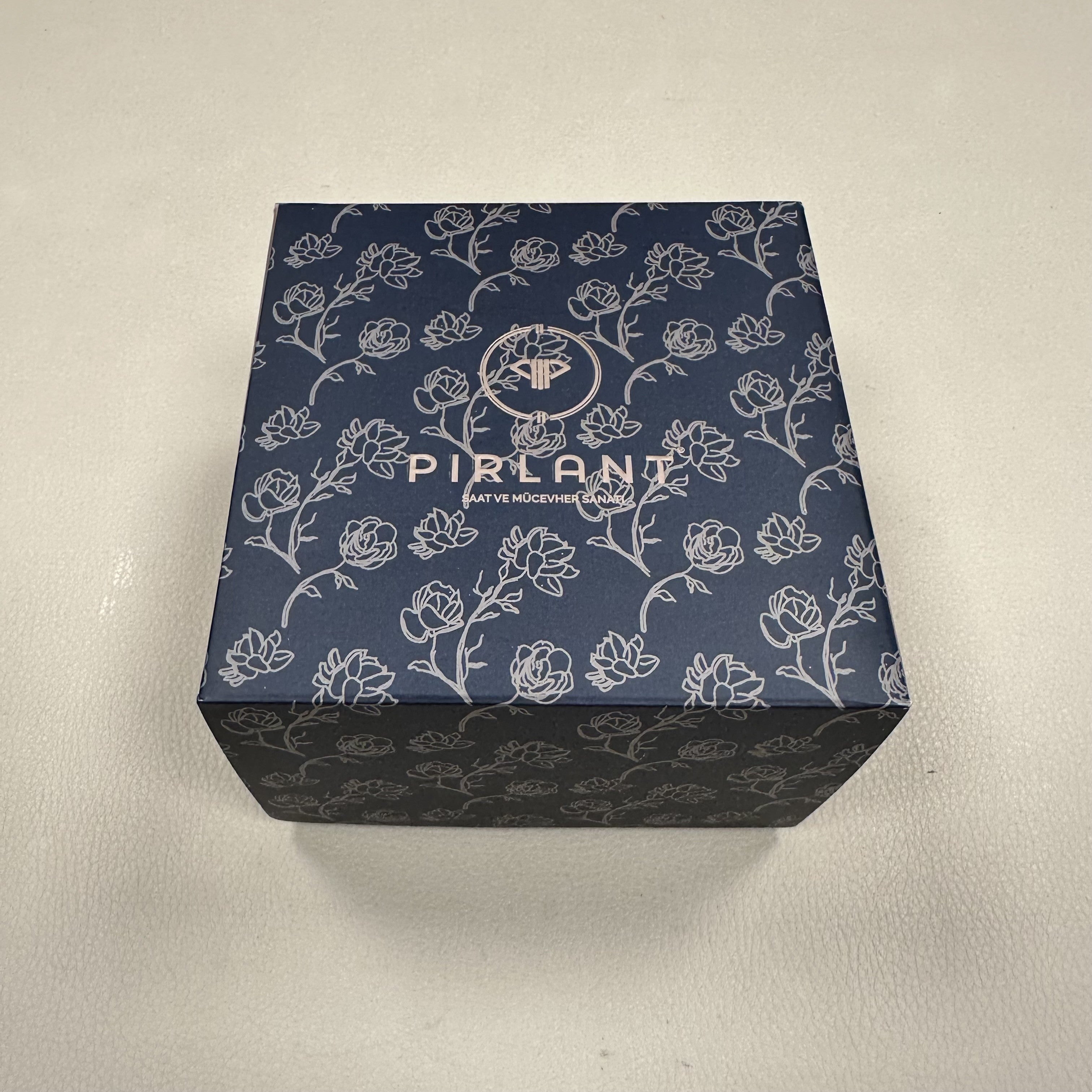 SEIKO SPC089P1 Sportura Barcelona Erkek Saati