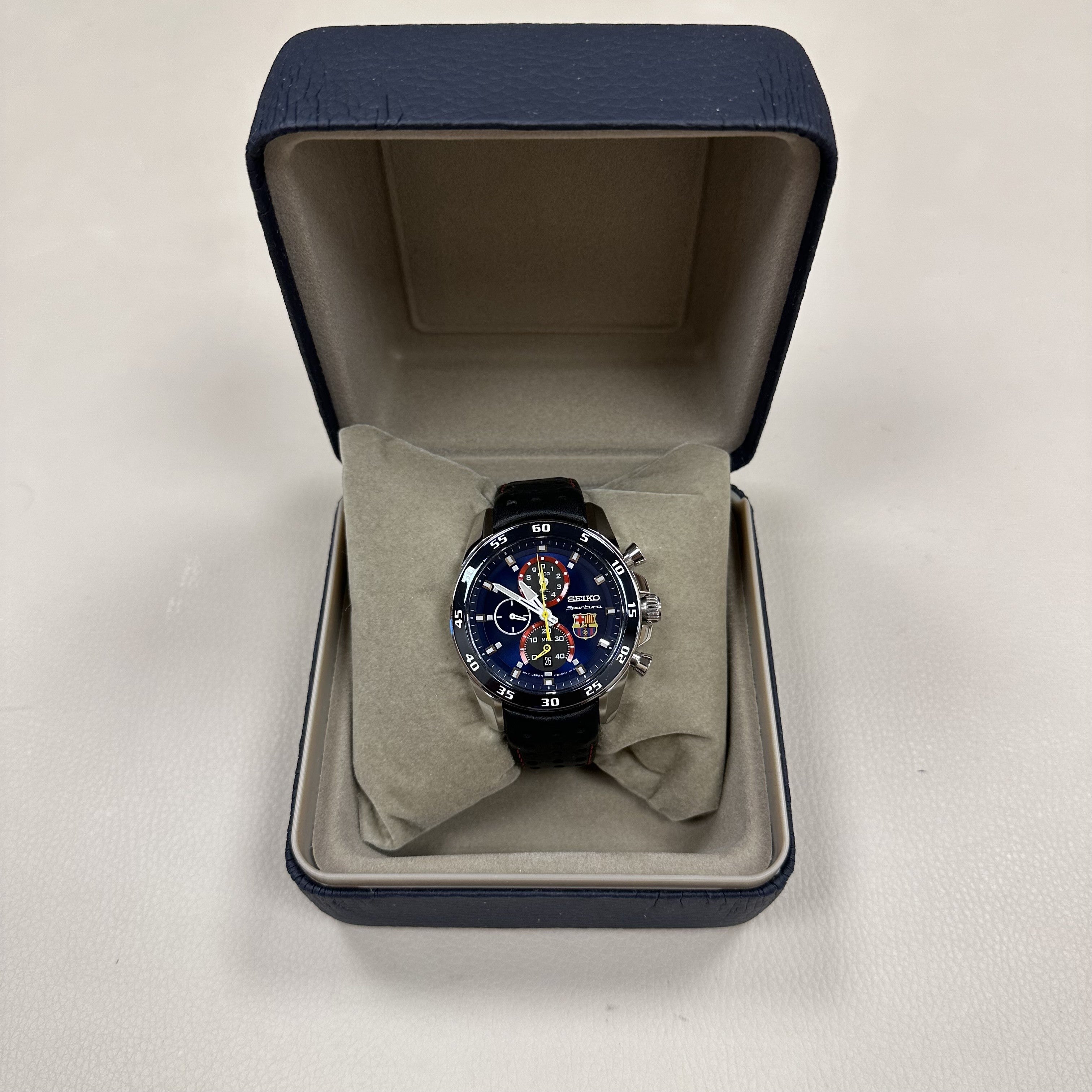 SEIKO SPC089P1 Sportura Barcelona Erkek Saati