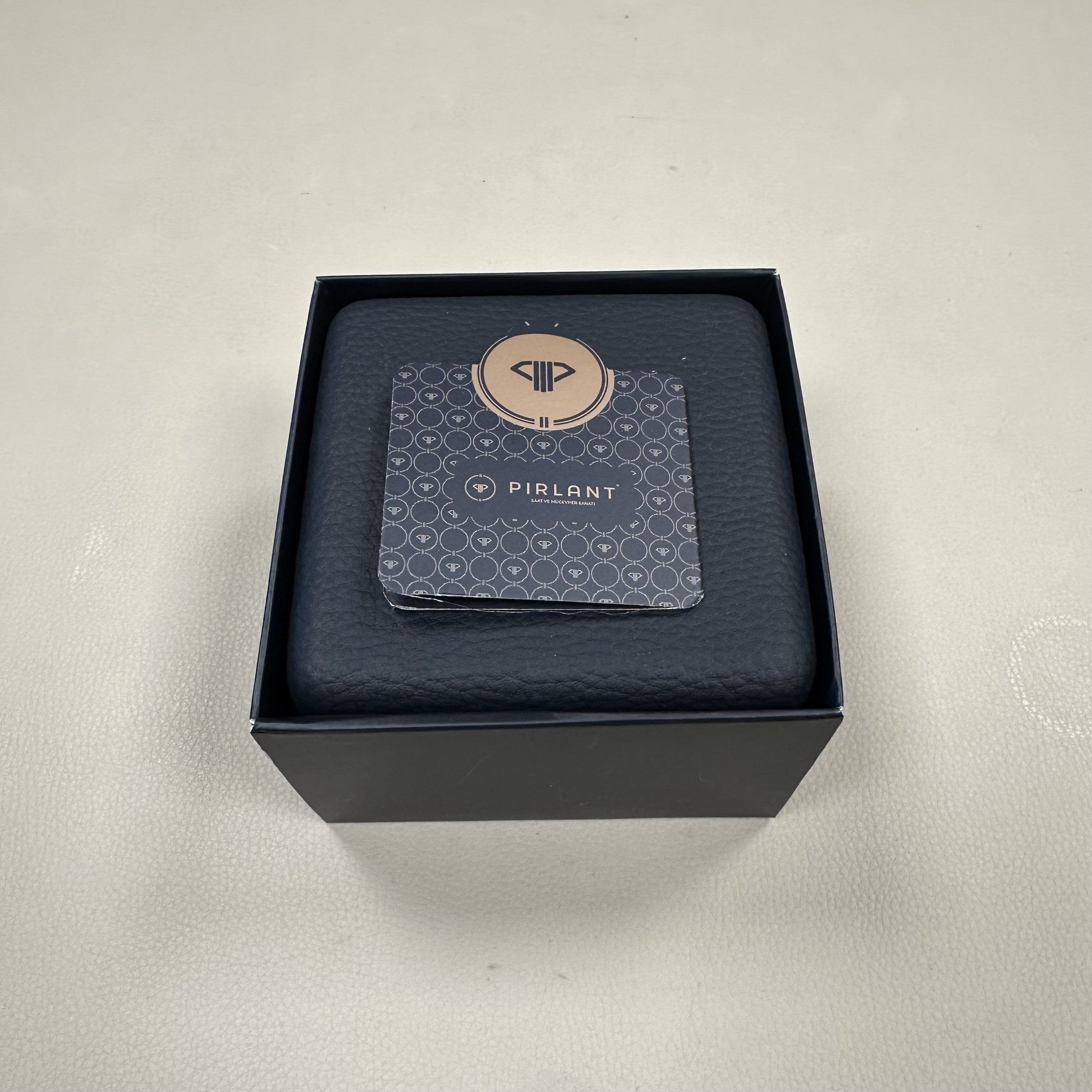 ORIS 733.7629.40.63L Aviation Swiss Hunter Team PS Edt. Erkek Saati