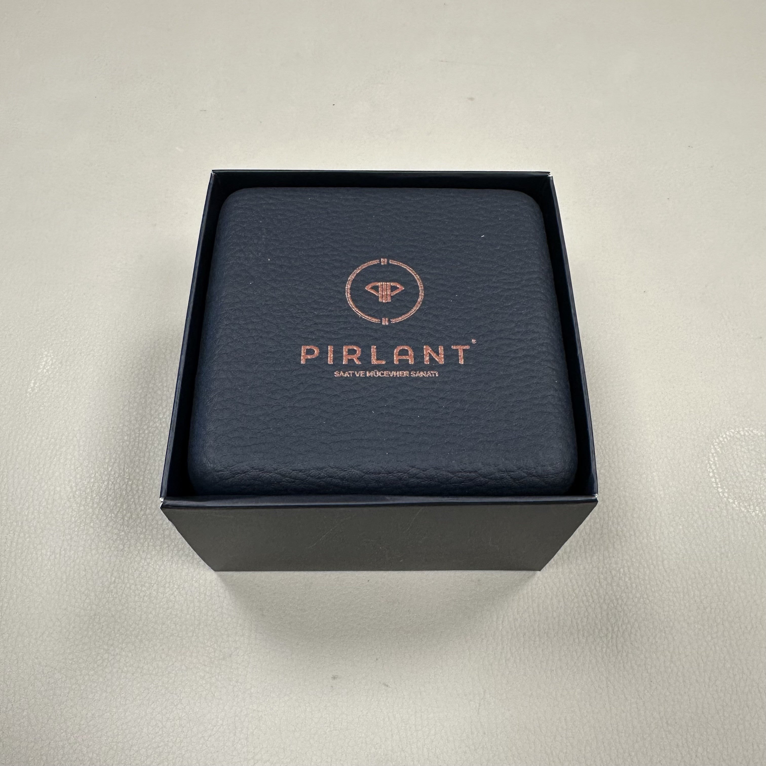 ORIS 733.7629.40.63L Aviation Swiss Hunter Team PS Edt. Erkek Saati