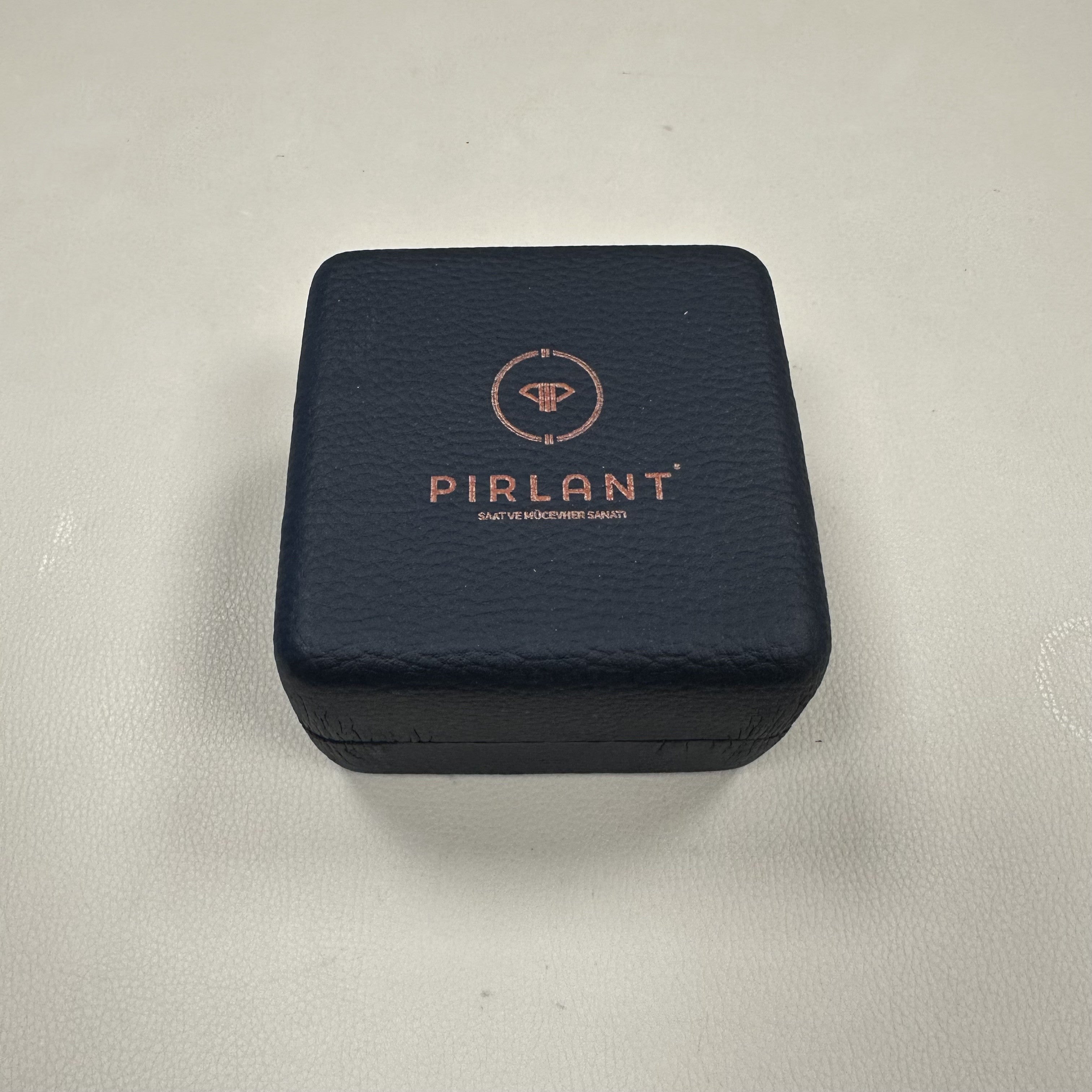 ORIS 733.7629.40.63L Aviation Swiss Hunter Team PS Edt. Erkek Saati