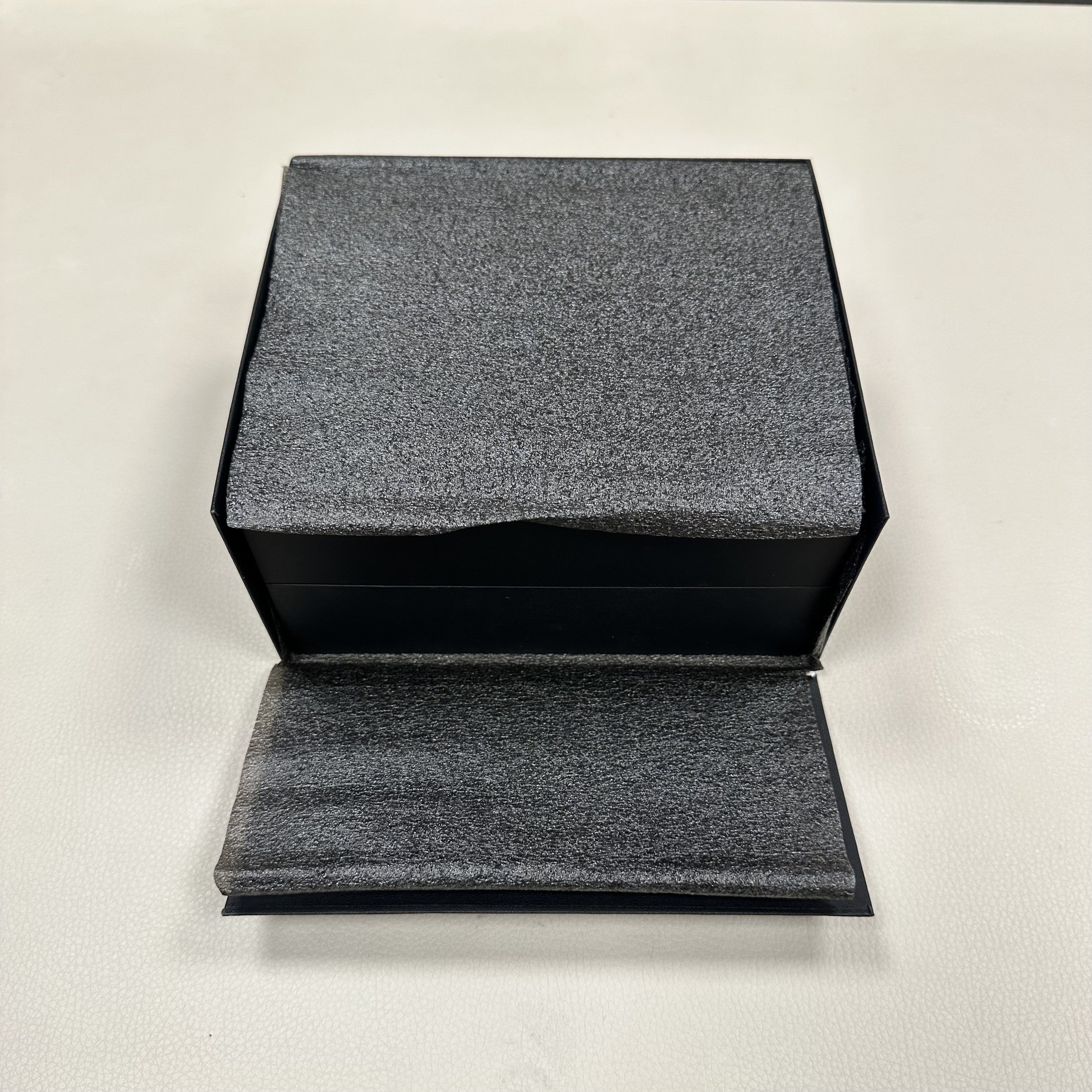 TUDOR 28600-0003 Royal Men's Erkek Saati