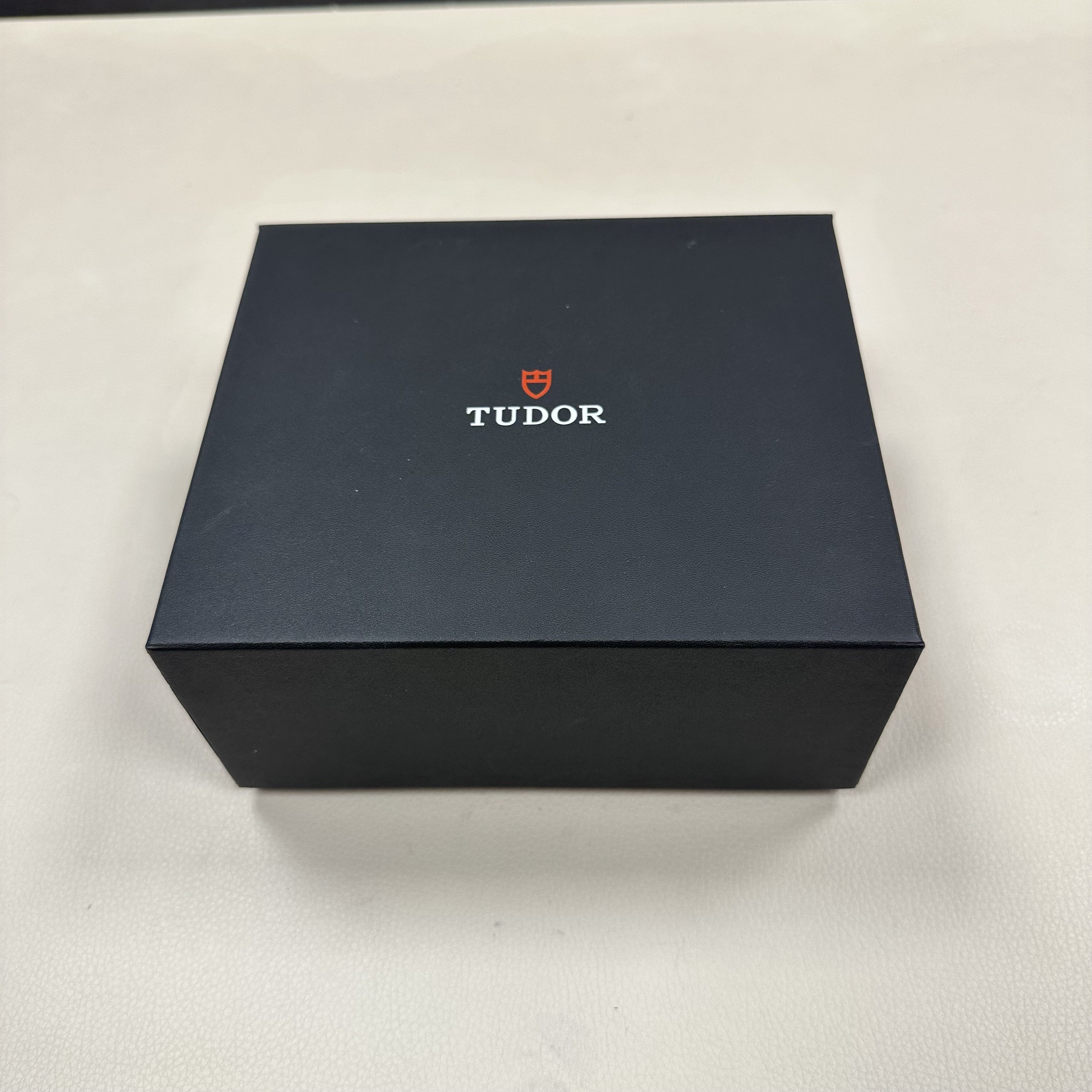 TUDOR 79030N-0002 Black Bay 58 Erkek Saati