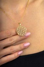 14 Ayar Taşlı Altın Kolye