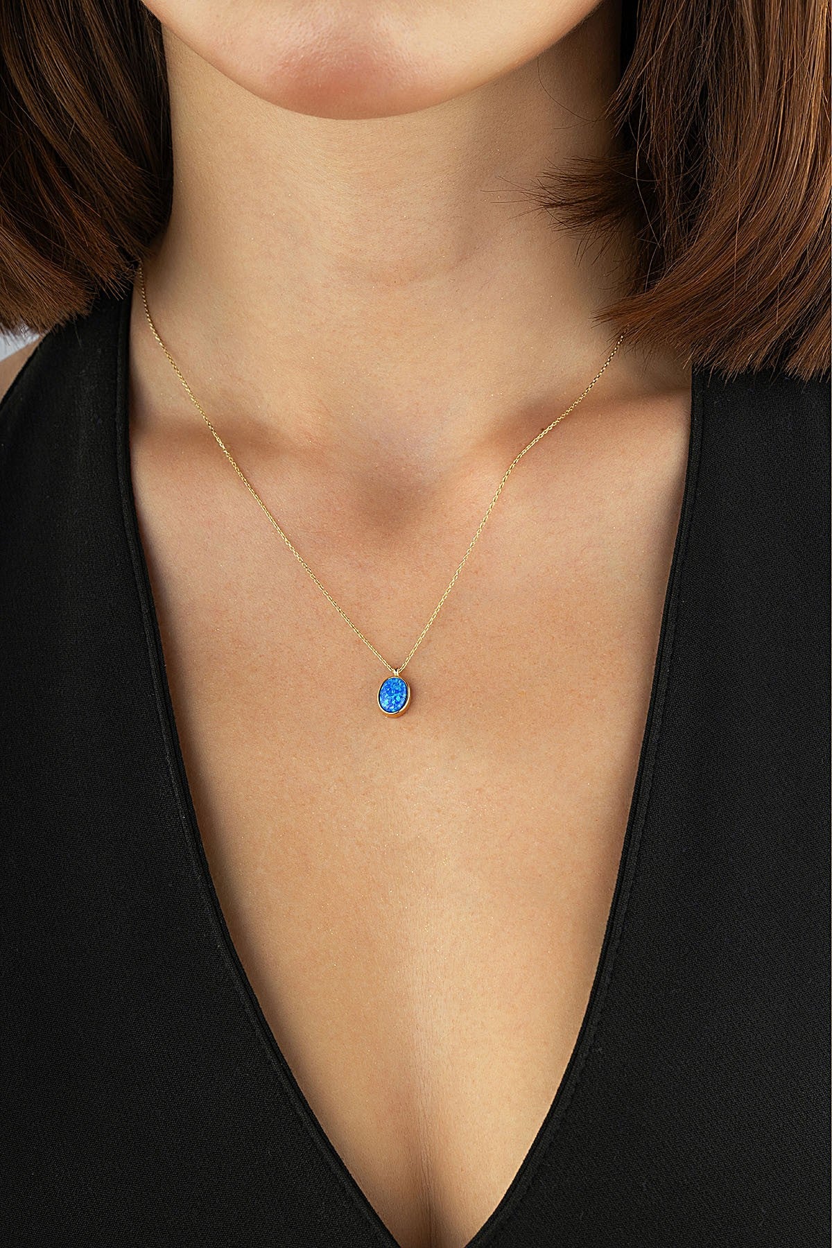 14 Ayar Mavi Taşlı Altın Kolye