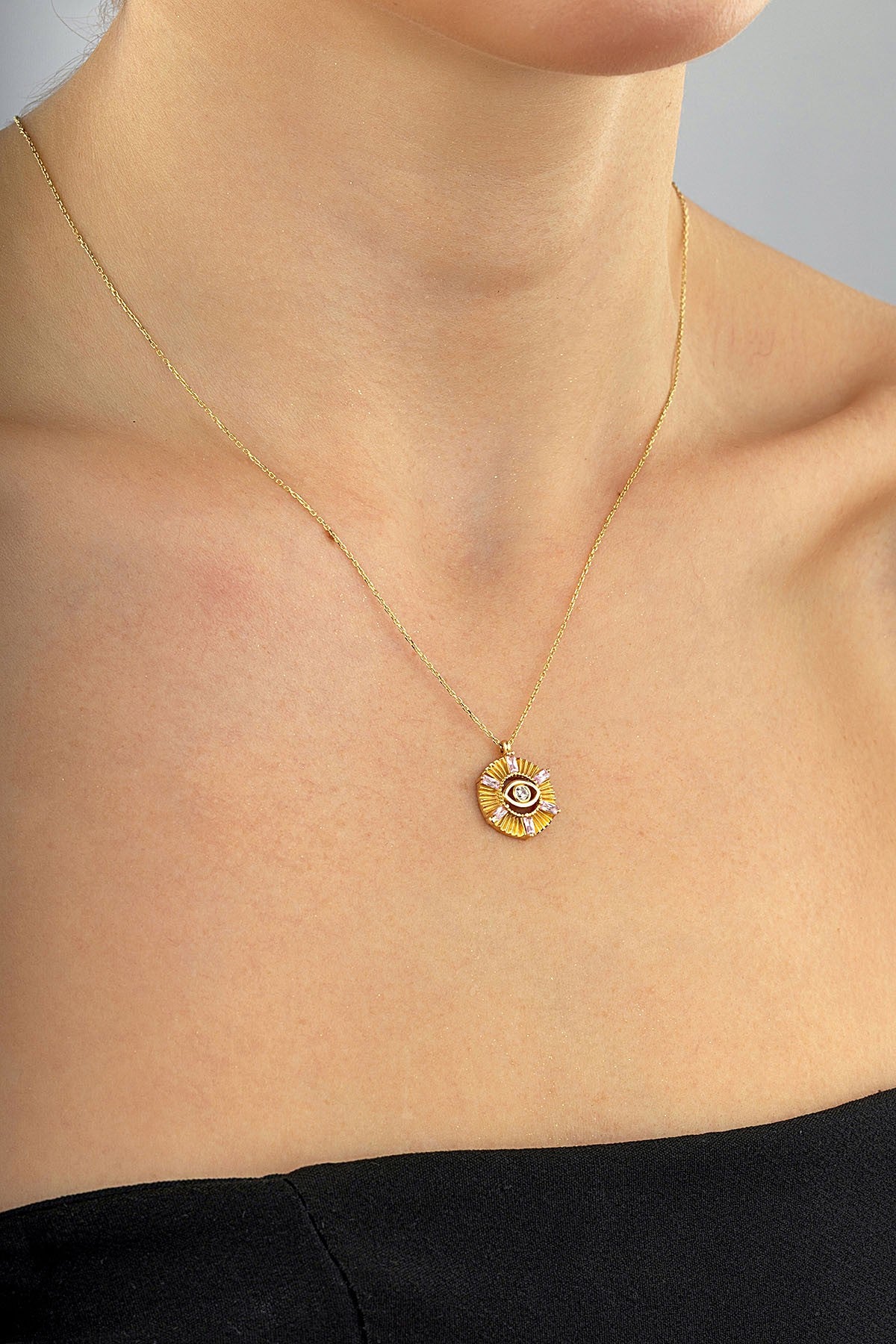 14 Ayar Taşlı Göz Altın Kolye Ürün ikincil görseli