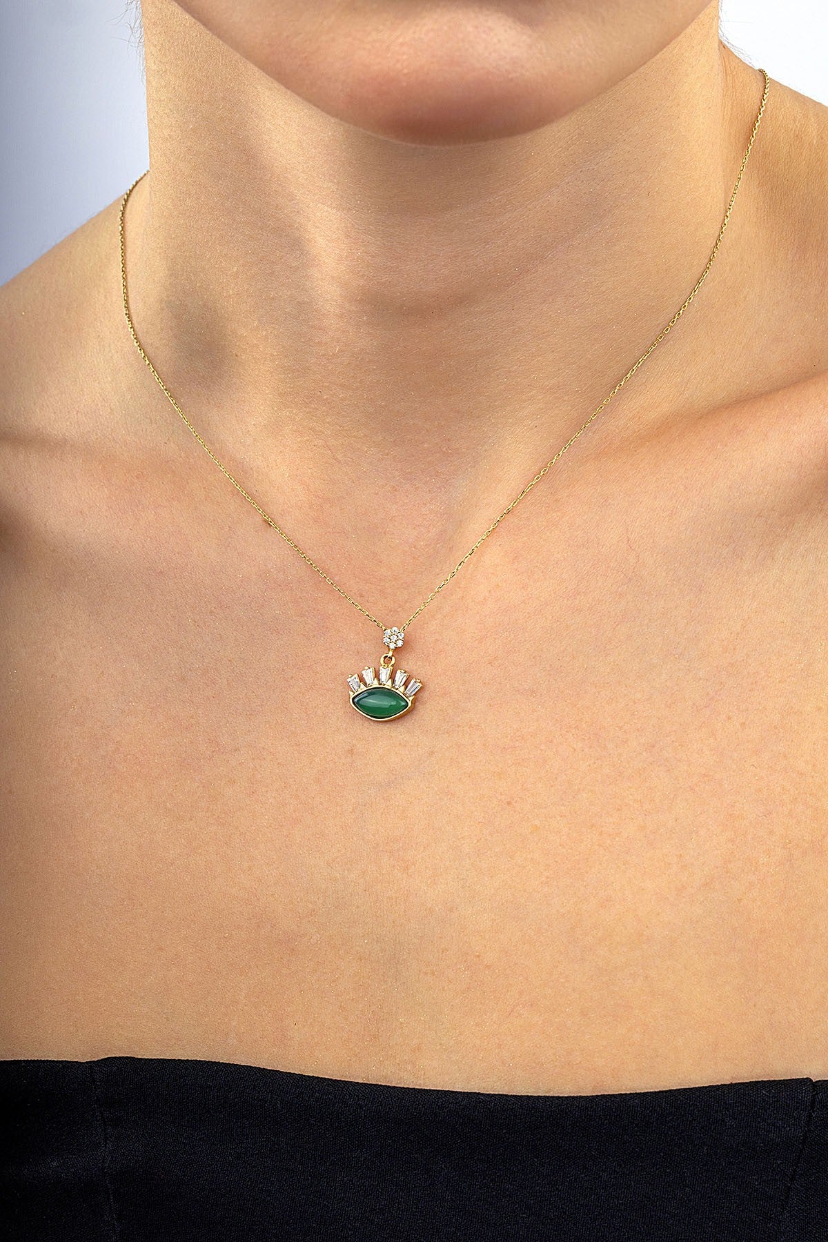 14 Ayar Yeşil Taşlı Altın Kolye Secondary image