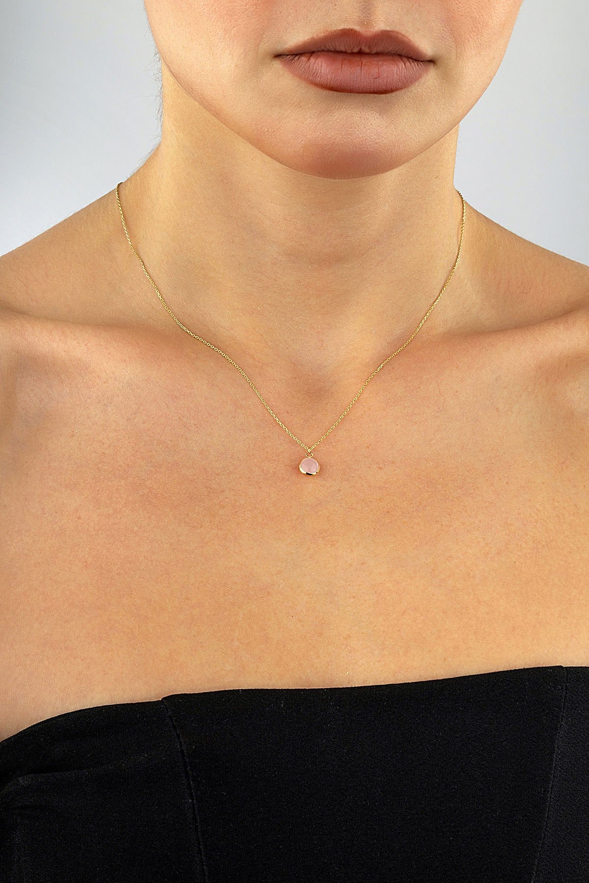 14 Ayar Taşlı Altın Kolye Secondary image