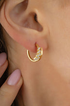 14 Ayar Taşlı Modern Altın Küpe