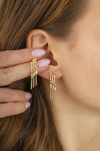 Üçlü Sallanan Taşlı Altın Küpe