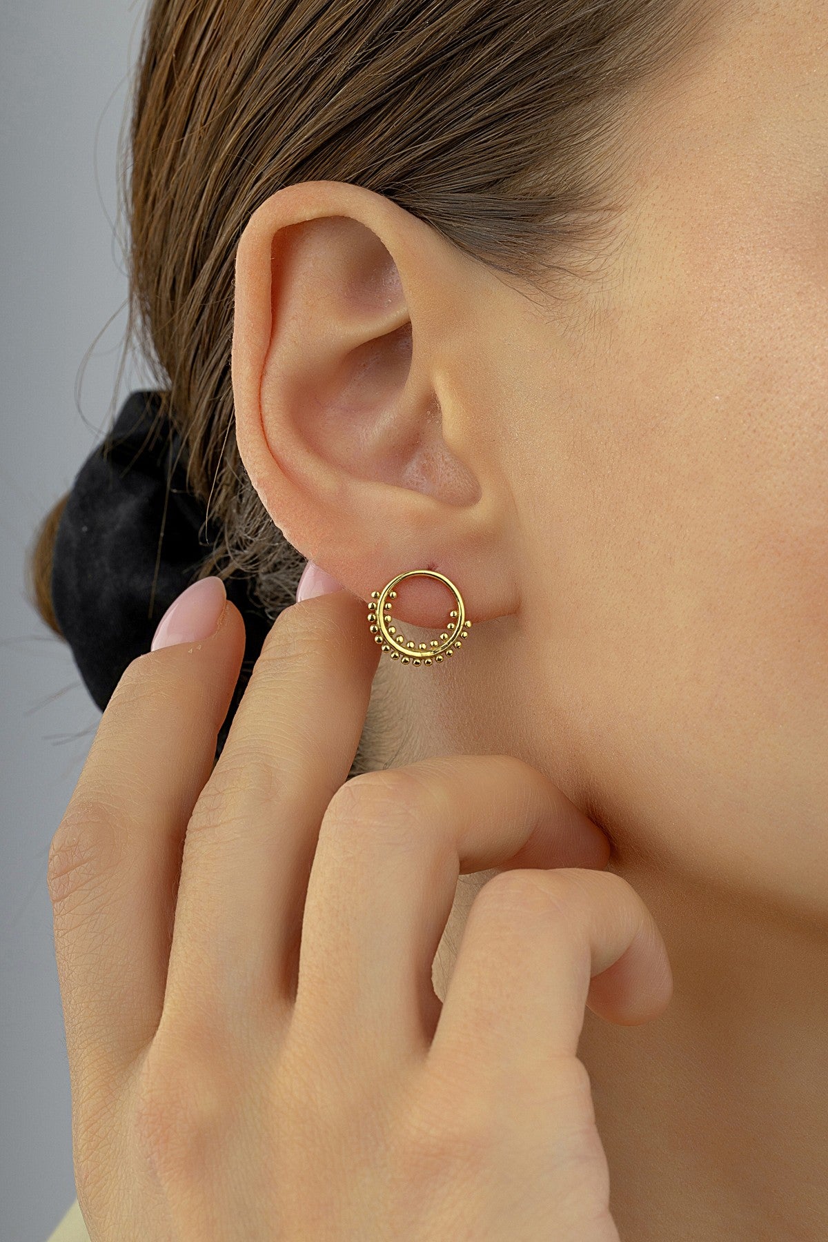 14 Ayar Sıralı Altın Küpe