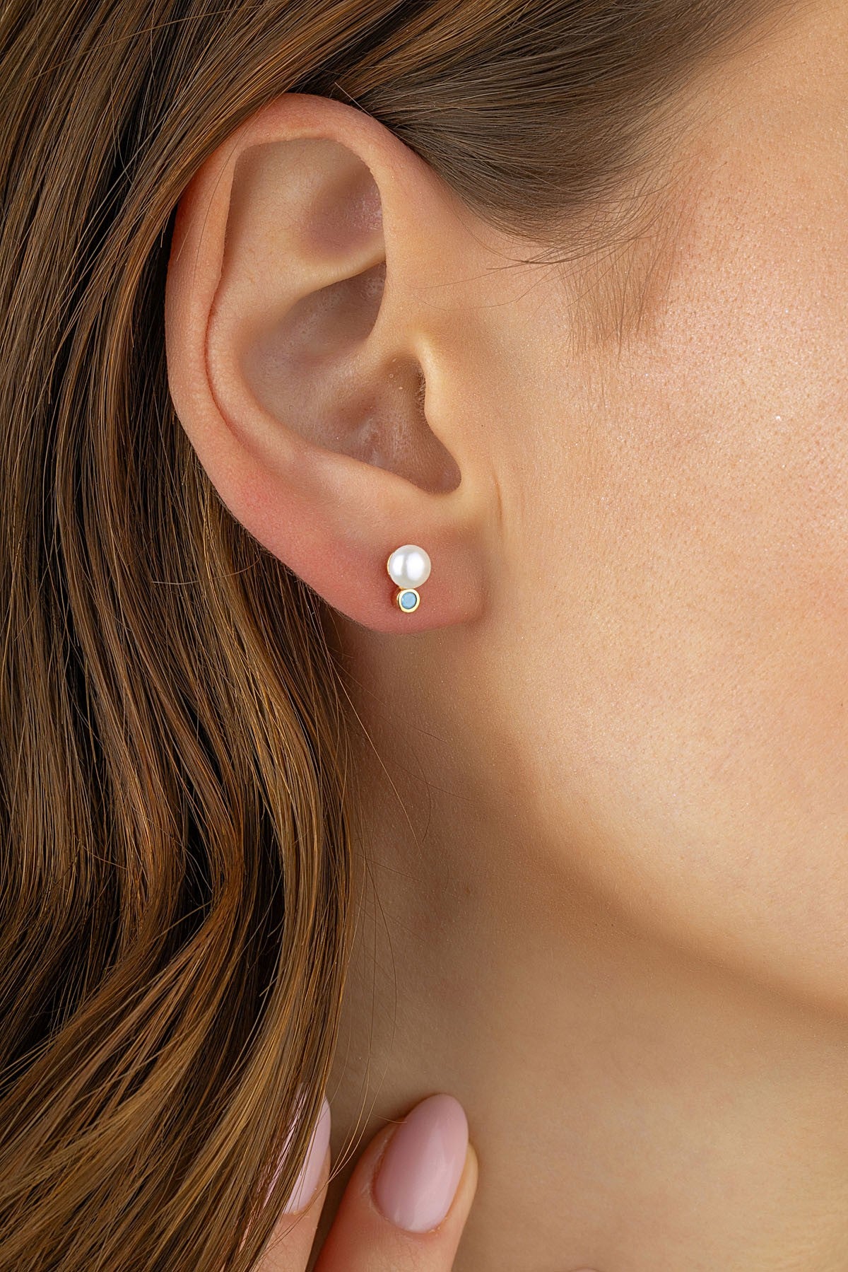 İnci Taşlı Altın Küpe Ürün ikincil görseli