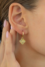 14 Ayar Çiçek Altın Küpe