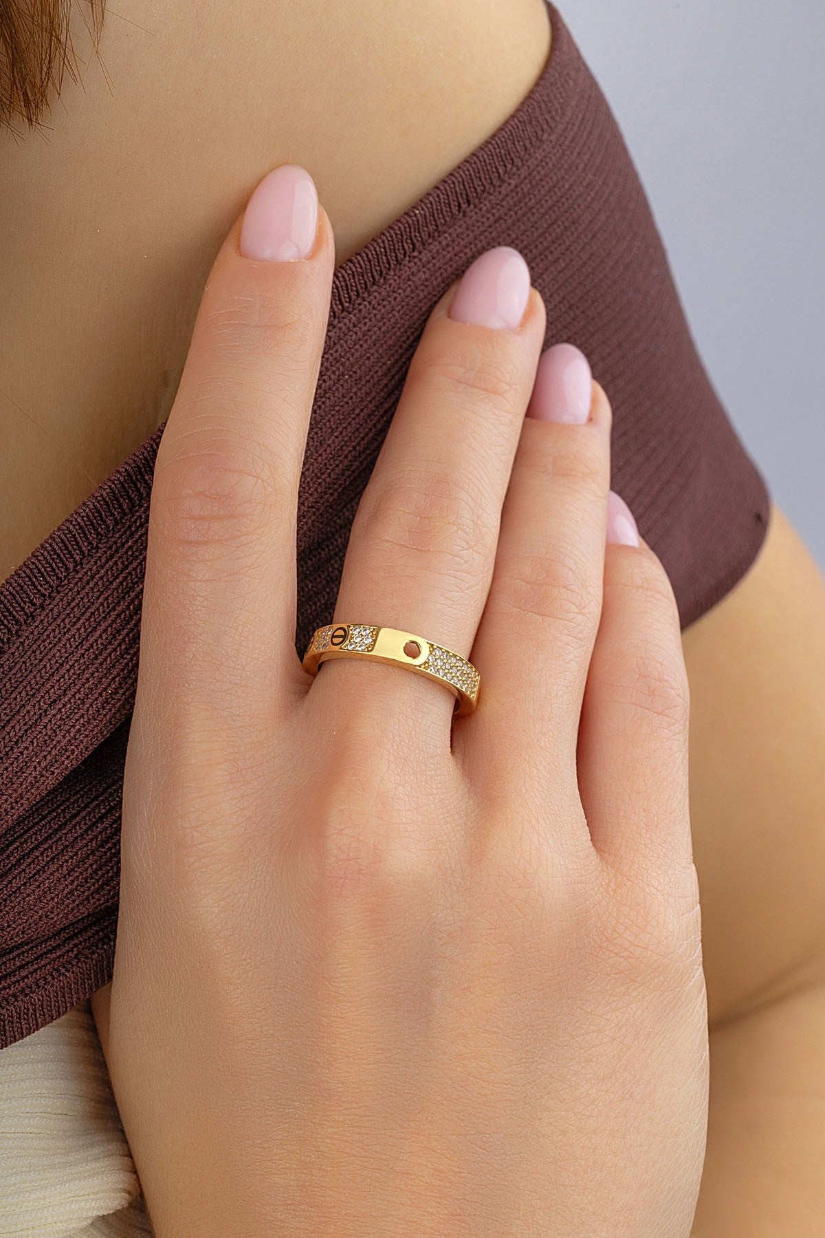 Sıralı Taşlı Modern Altın Yüzük Ürün ikincil görseli