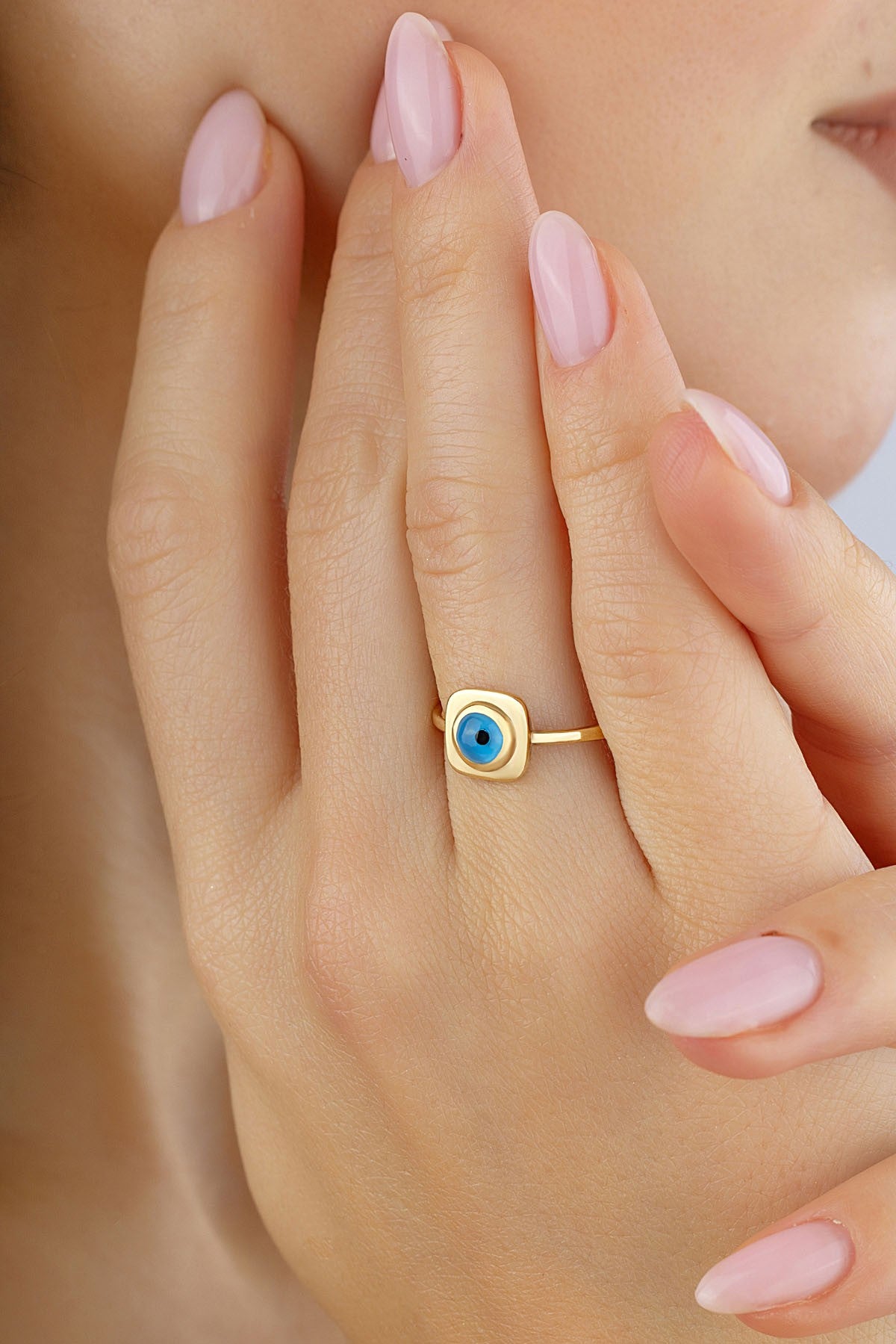 Mavi Göz Altın Yüzük