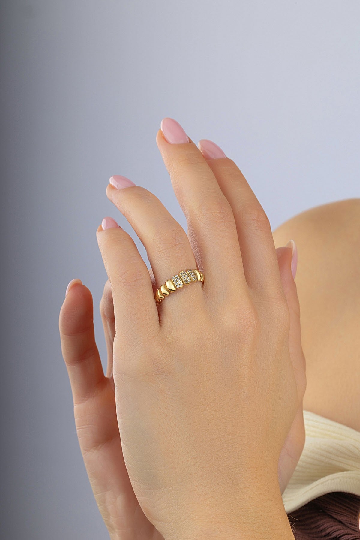 Taşlı Orbit Altın Yüzük