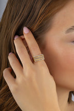 Trio Taş Kare Altın Yüzük