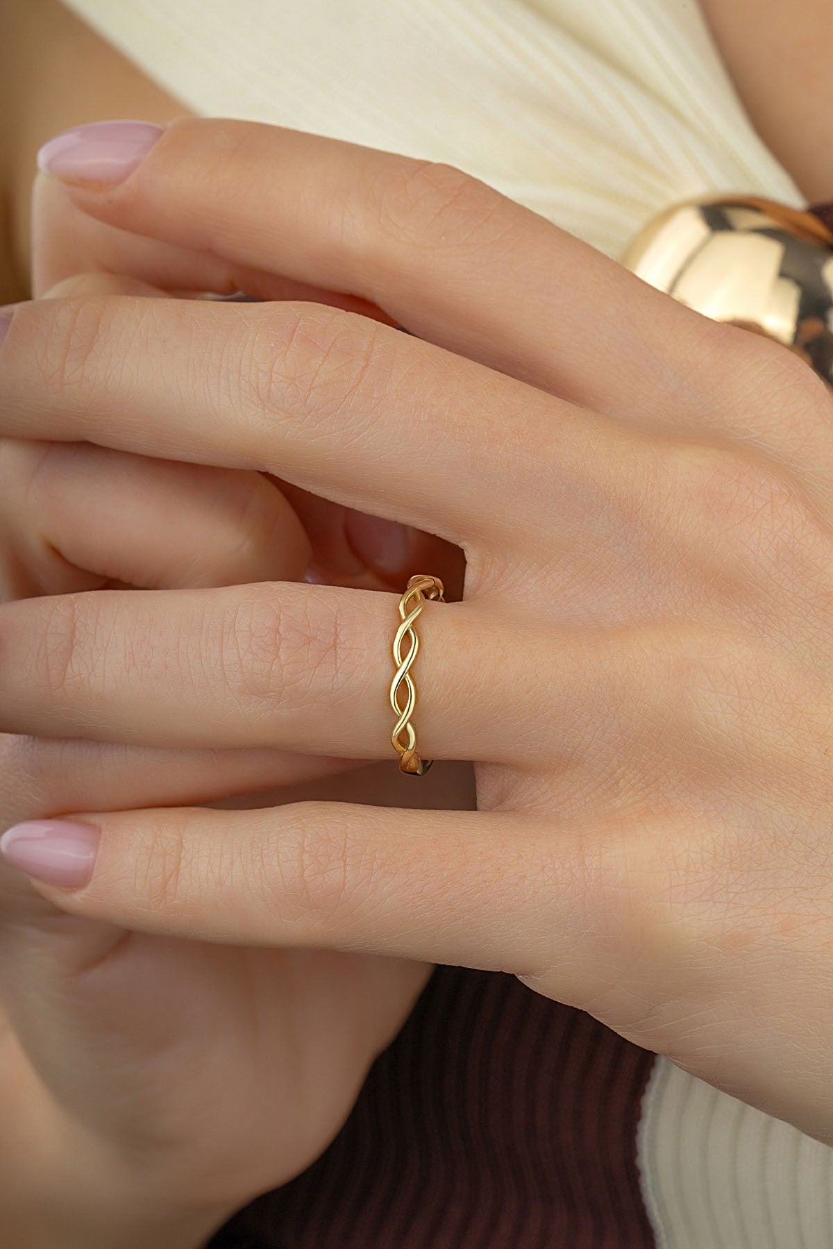 Modern Düğüm Altın Yüzük Ürün ikincil görseli