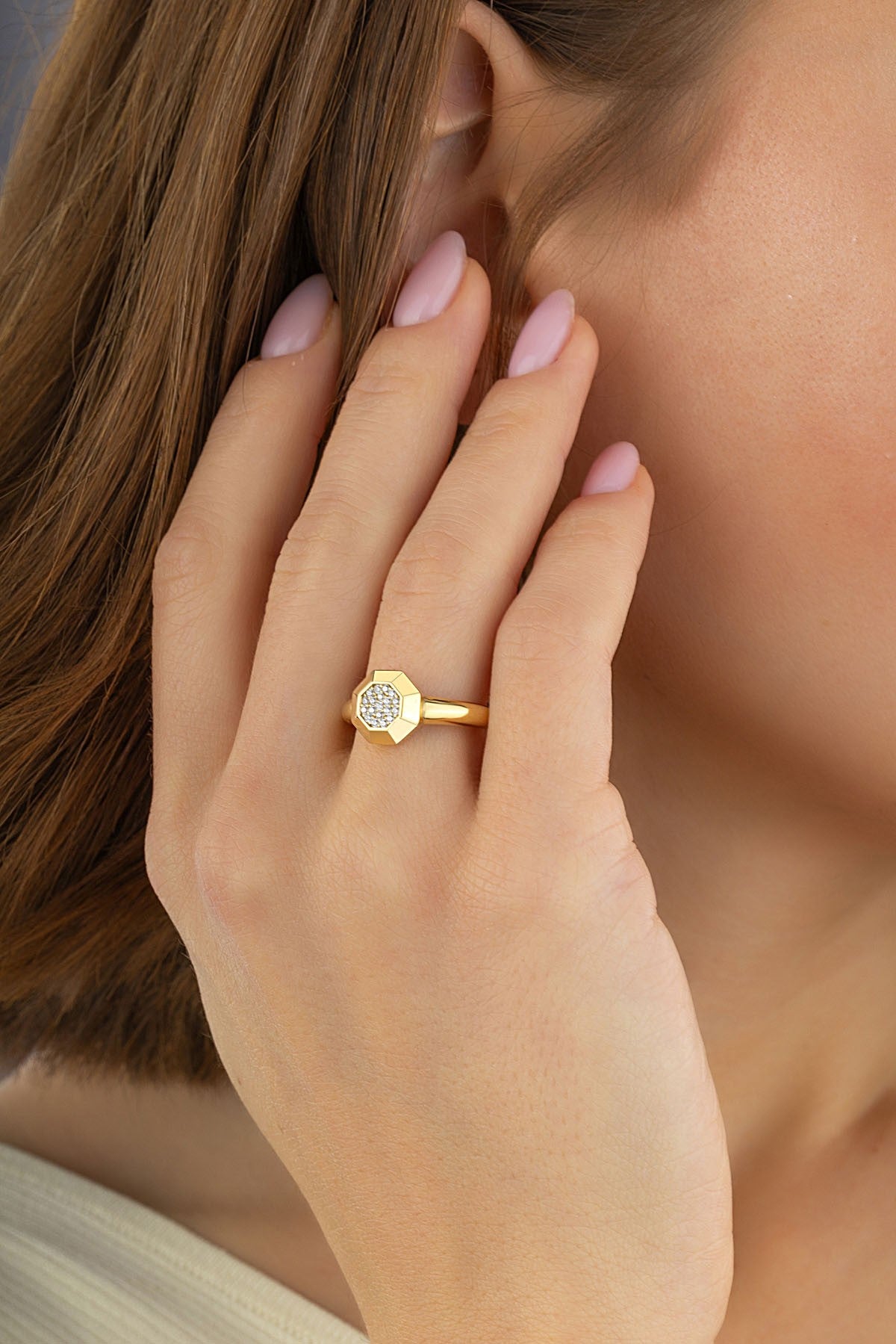 Sekizgen Taşlı Altın Yüzük Ürün ana görseli