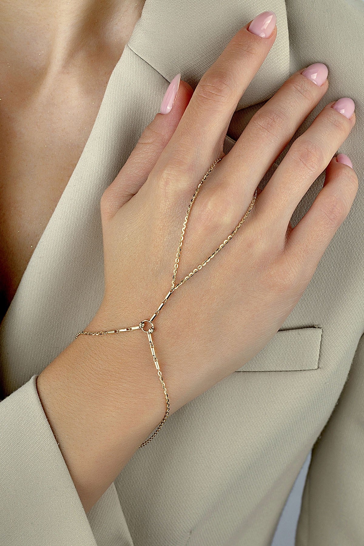 14 Ayar Zincir Altın Şahmeran Secondary image