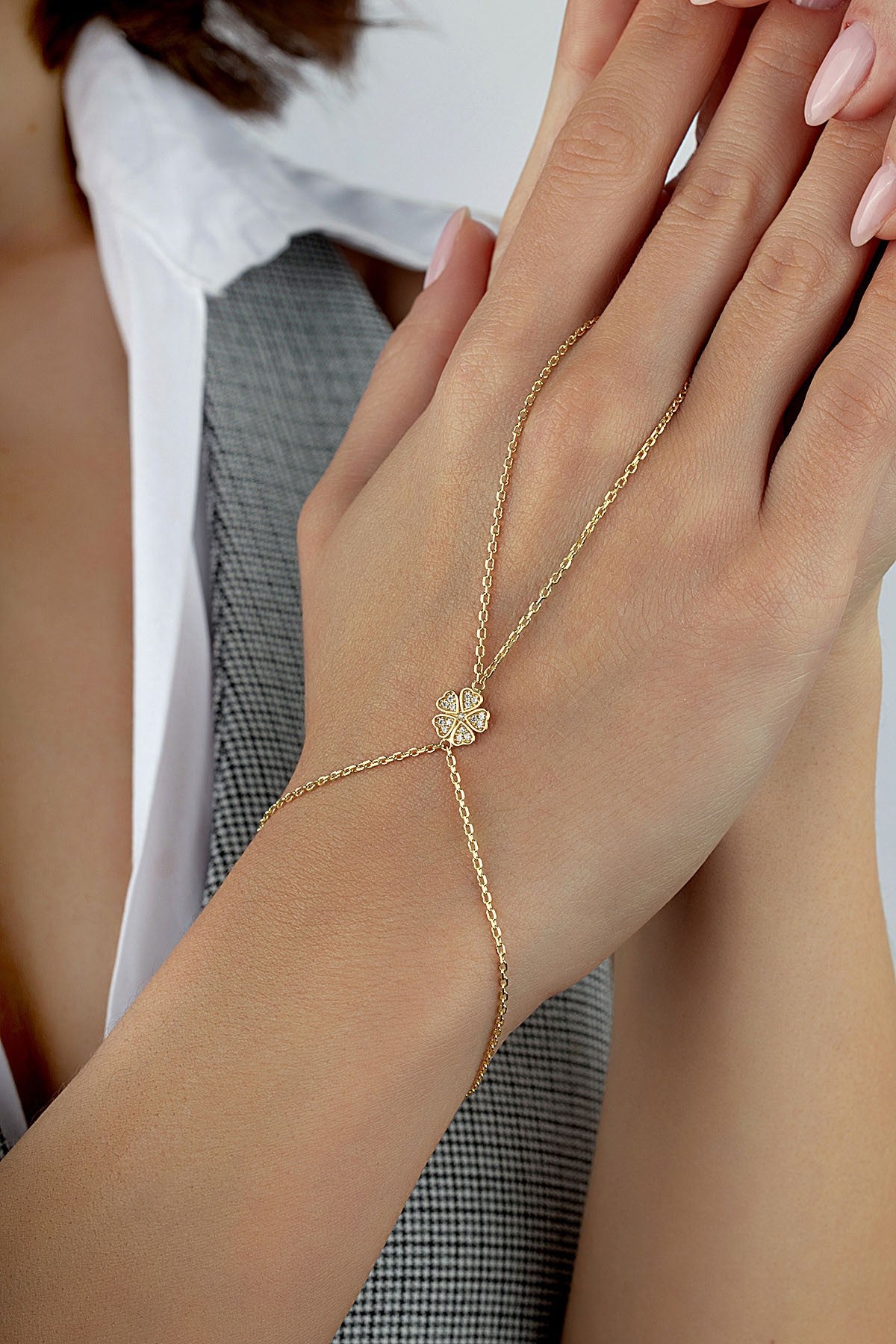 14 Ayar 5 Yapraklı Çiçek Altın Şahmeran Main image