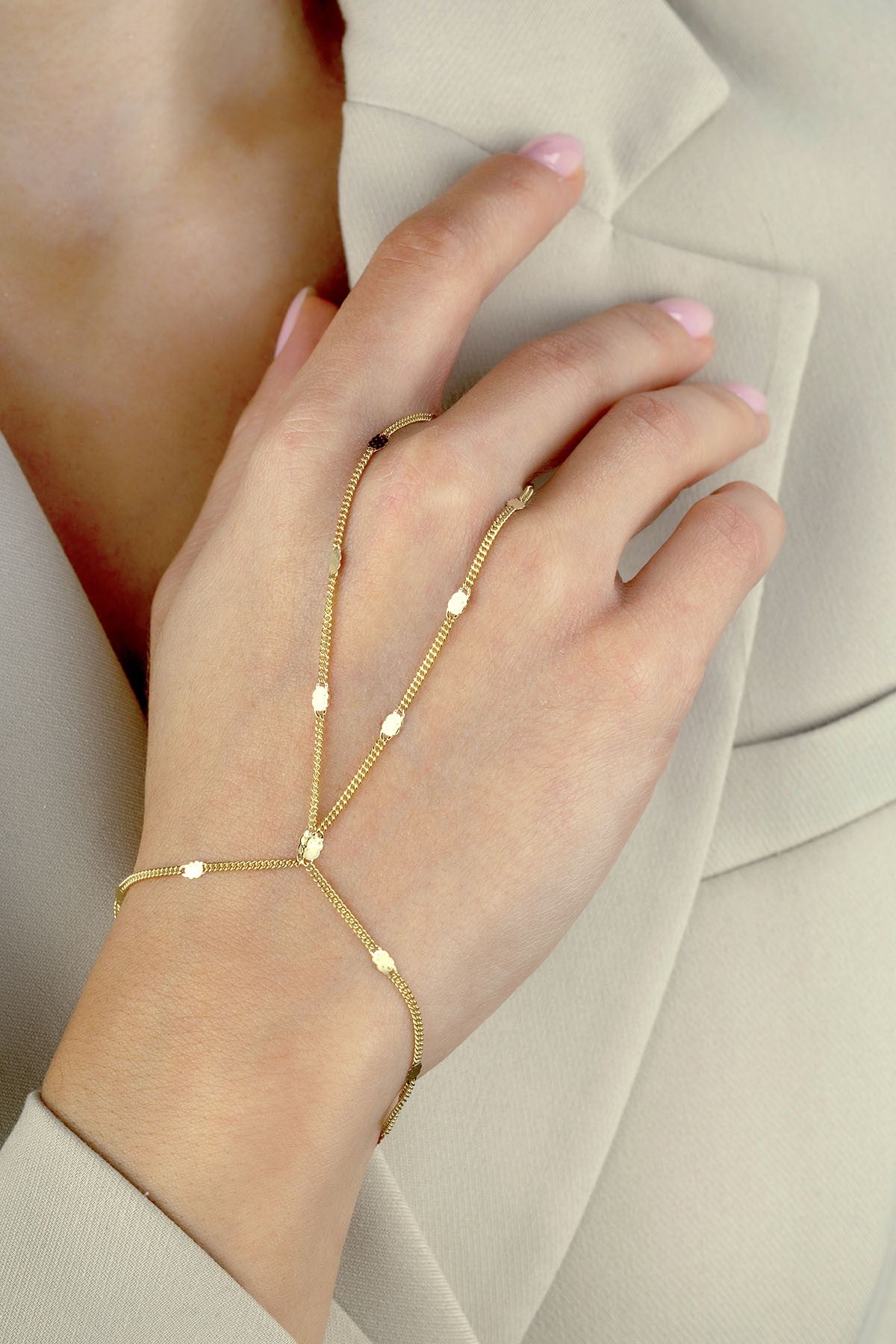 14 Ayar Zincir Altın Şahmeran Secondary image