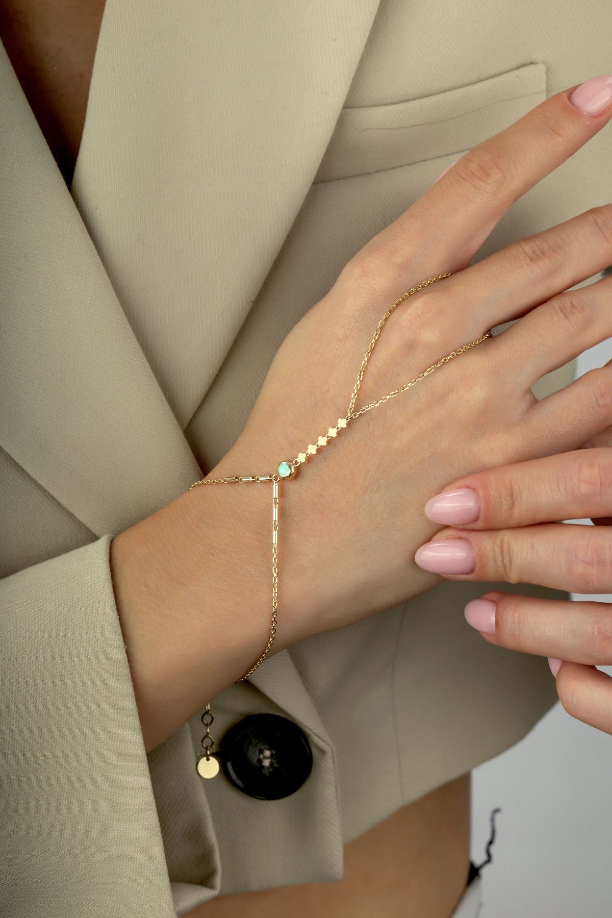 14 Ayar Mineli 5 Yoncalı Altın Şahmeran Main image