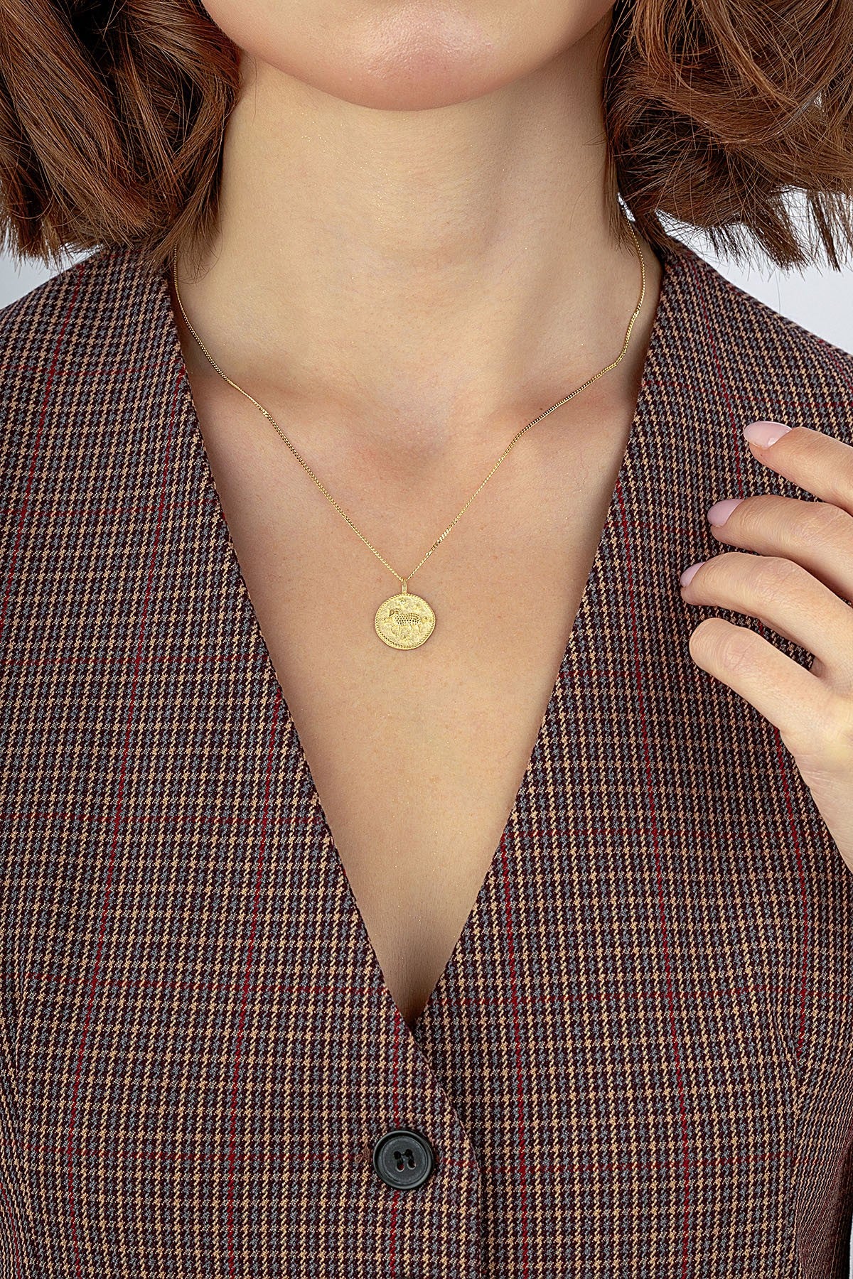 Oğlak Burcu 14 Ayar Altın Kolye Ürün ikincil görseli