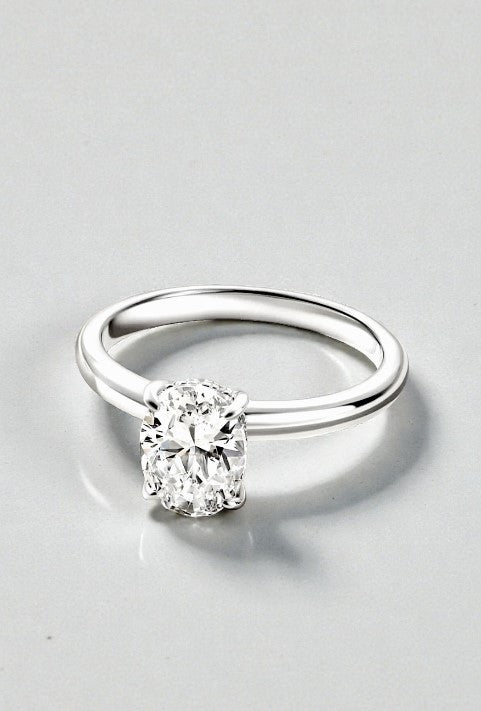 0,70 Karat Pırlantalı Oval Tektaş Yüzük