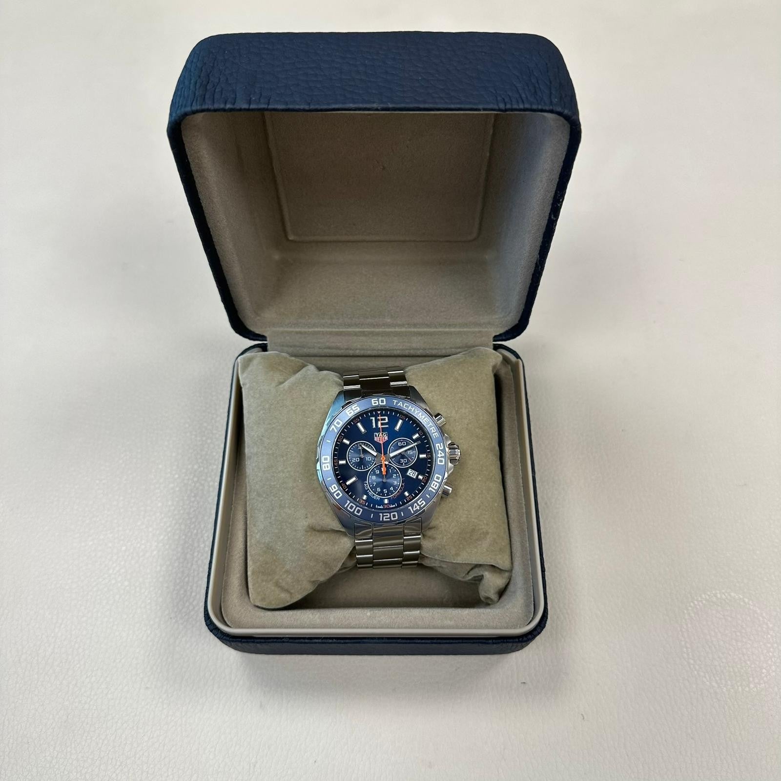 TAG HEUER Formula 1 Quartz Chronograph Erkek Saati