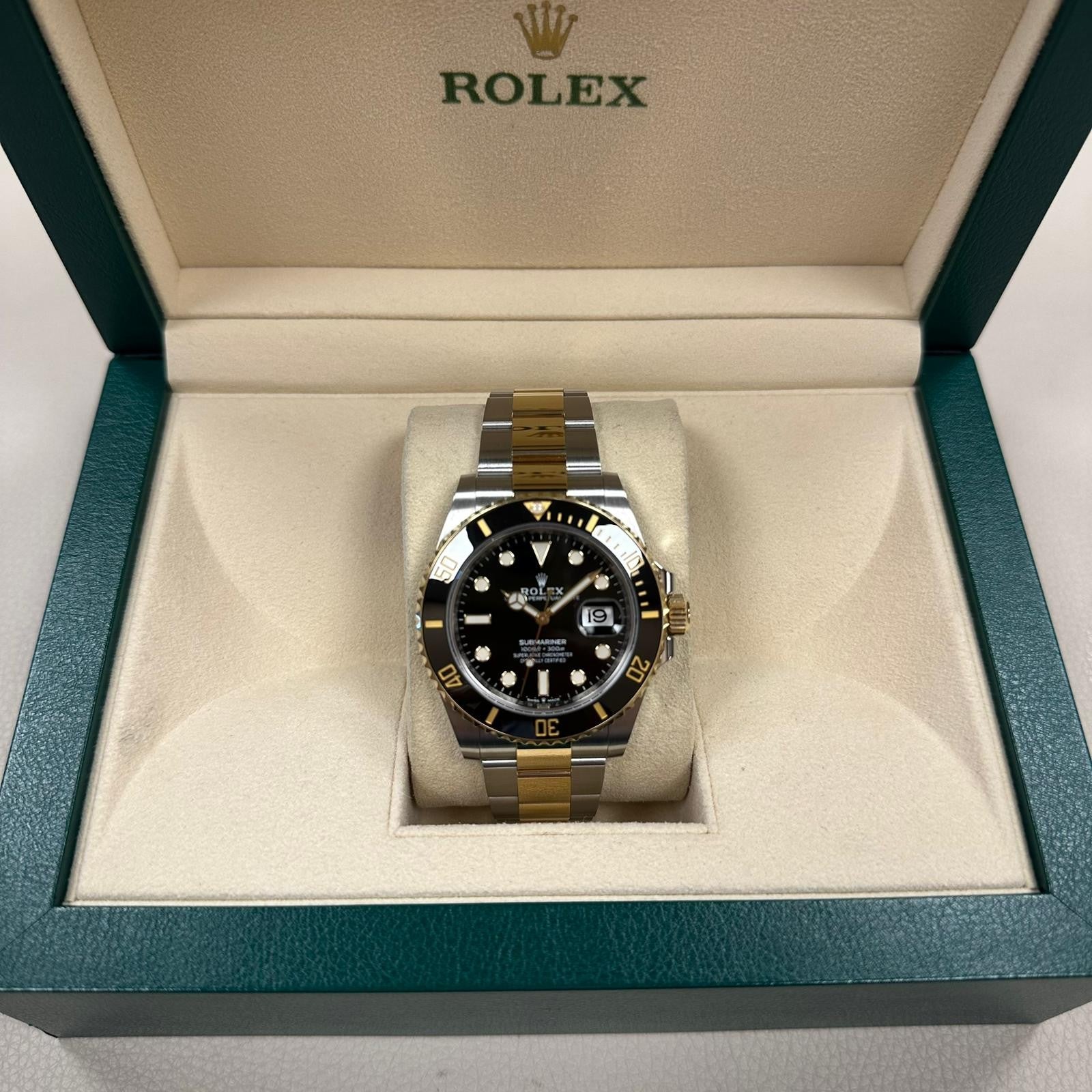 ROLEX Submariner Date 126613LN Erkek Kol Saati