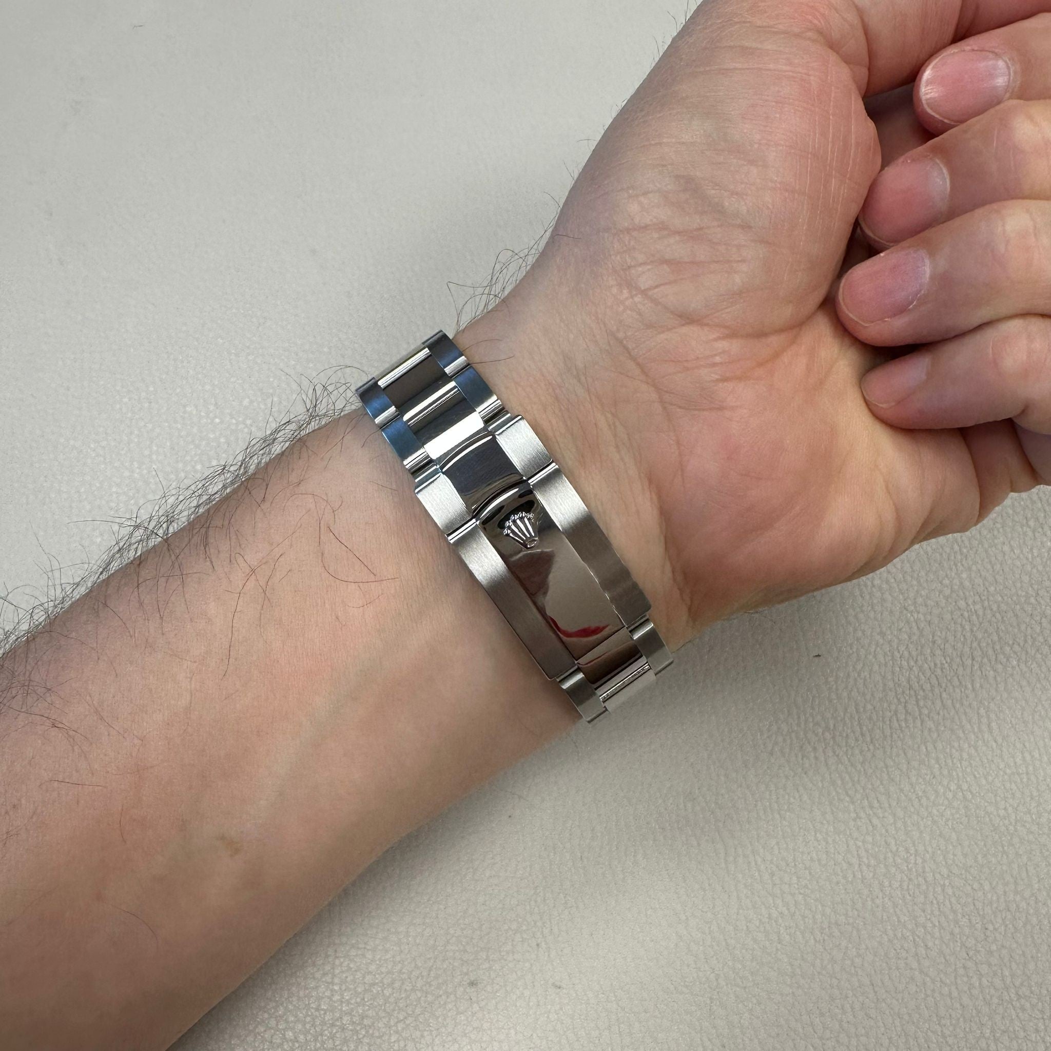 Rolex Oyster Perpetual Sky-Dweller Erkek Kol Saati Çift Zaman Dilimi | Pırlant