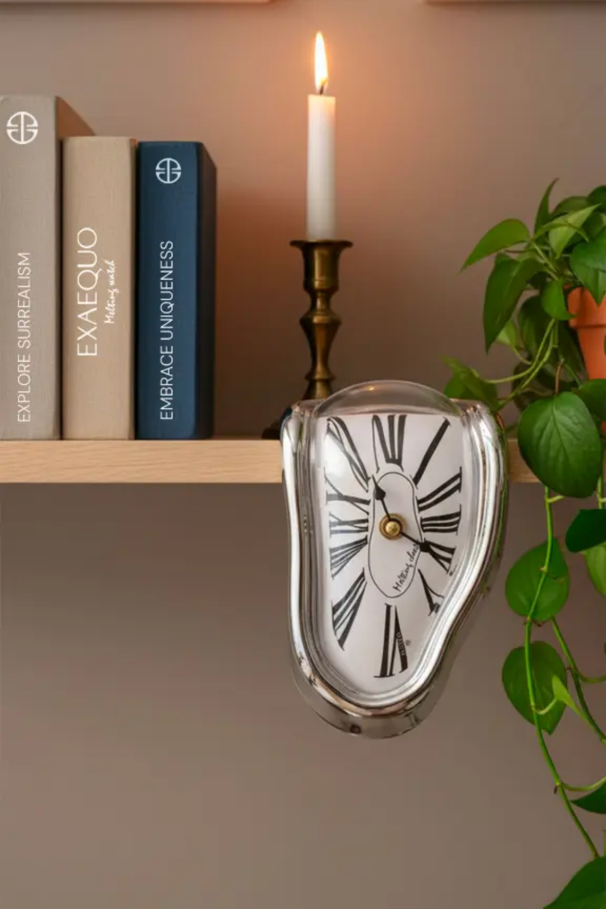 EXAEQUO EX0012.0002 Melting Clock- ABS Gold Color Case - White Dial Masa Saati Ürün ana görseli