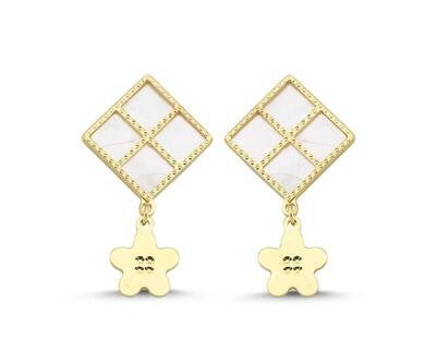 Pembe Sedefli Dörtgen Sallantı Çiçek Altın Küpe Ürün ikincil görseli