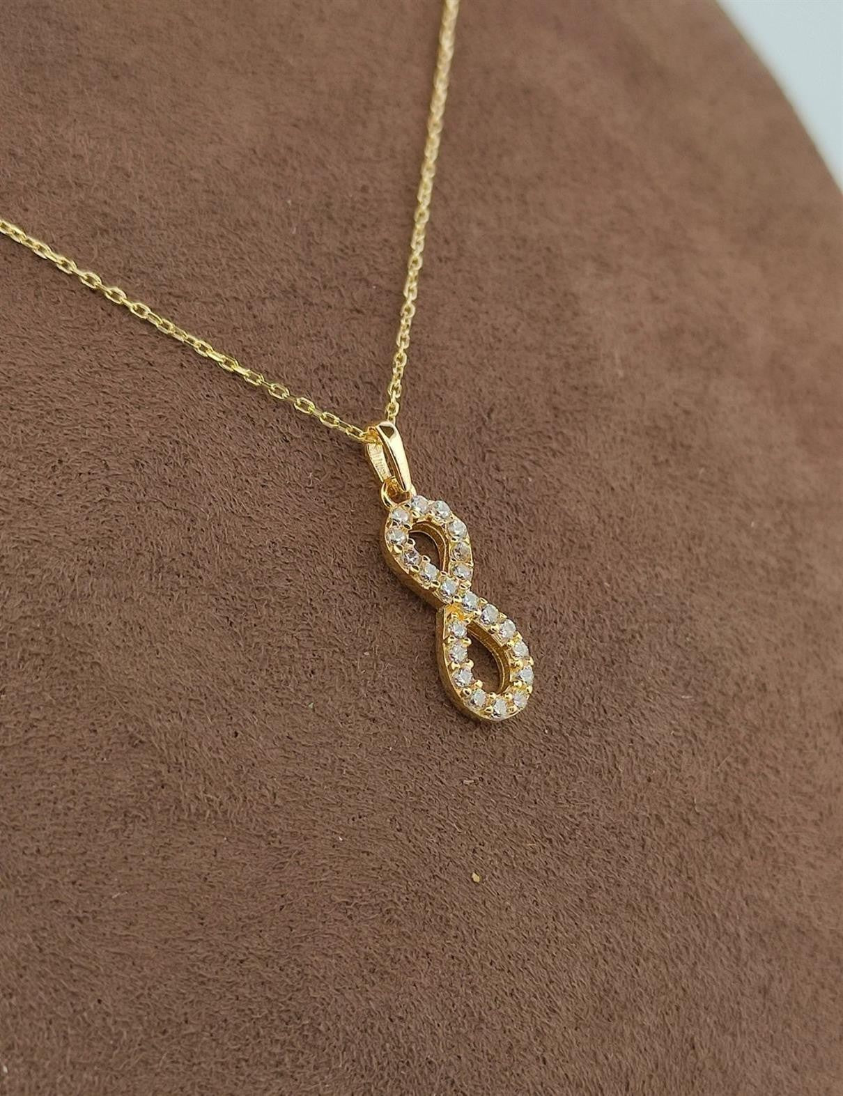 Taşlı Sonsuzluk Dikey Altın Kolye