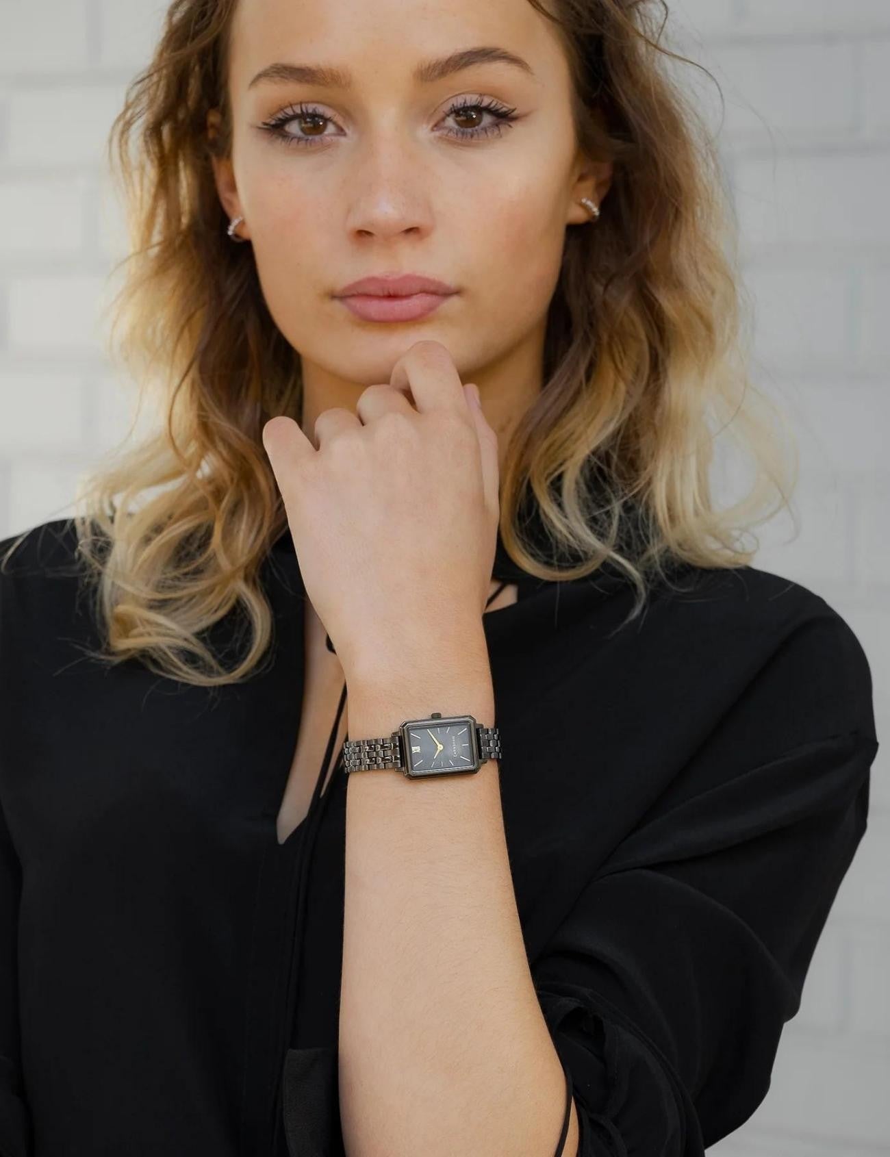 EARNSHAW ES-8235-77 Kadın Kol Saati