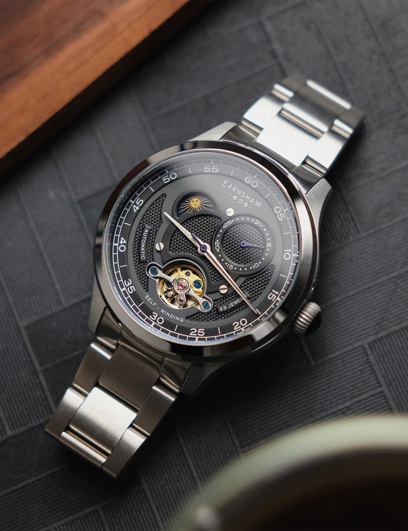 EARNSHAW ES-8193-11 Erkek Kol Saati