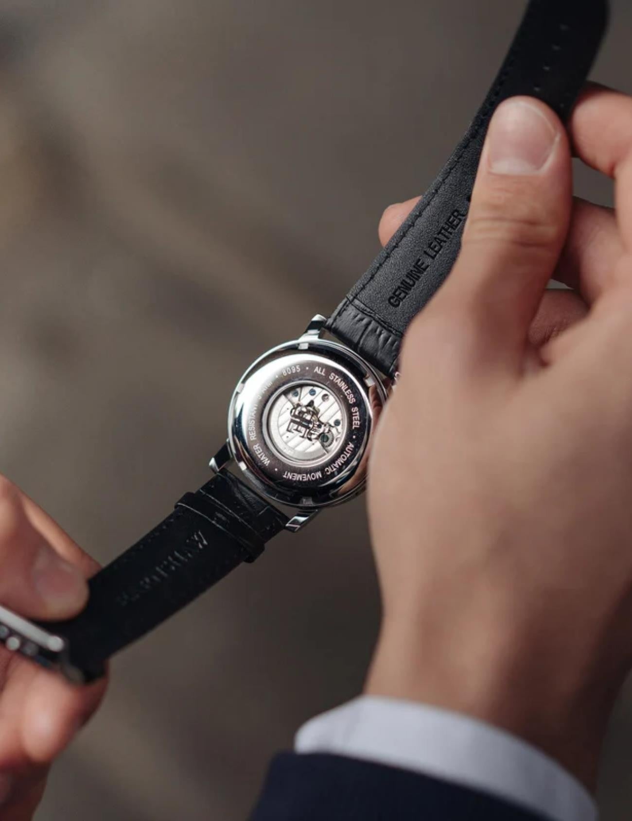EARNSHAW ES-8095-01 Men's Watch Secondary image