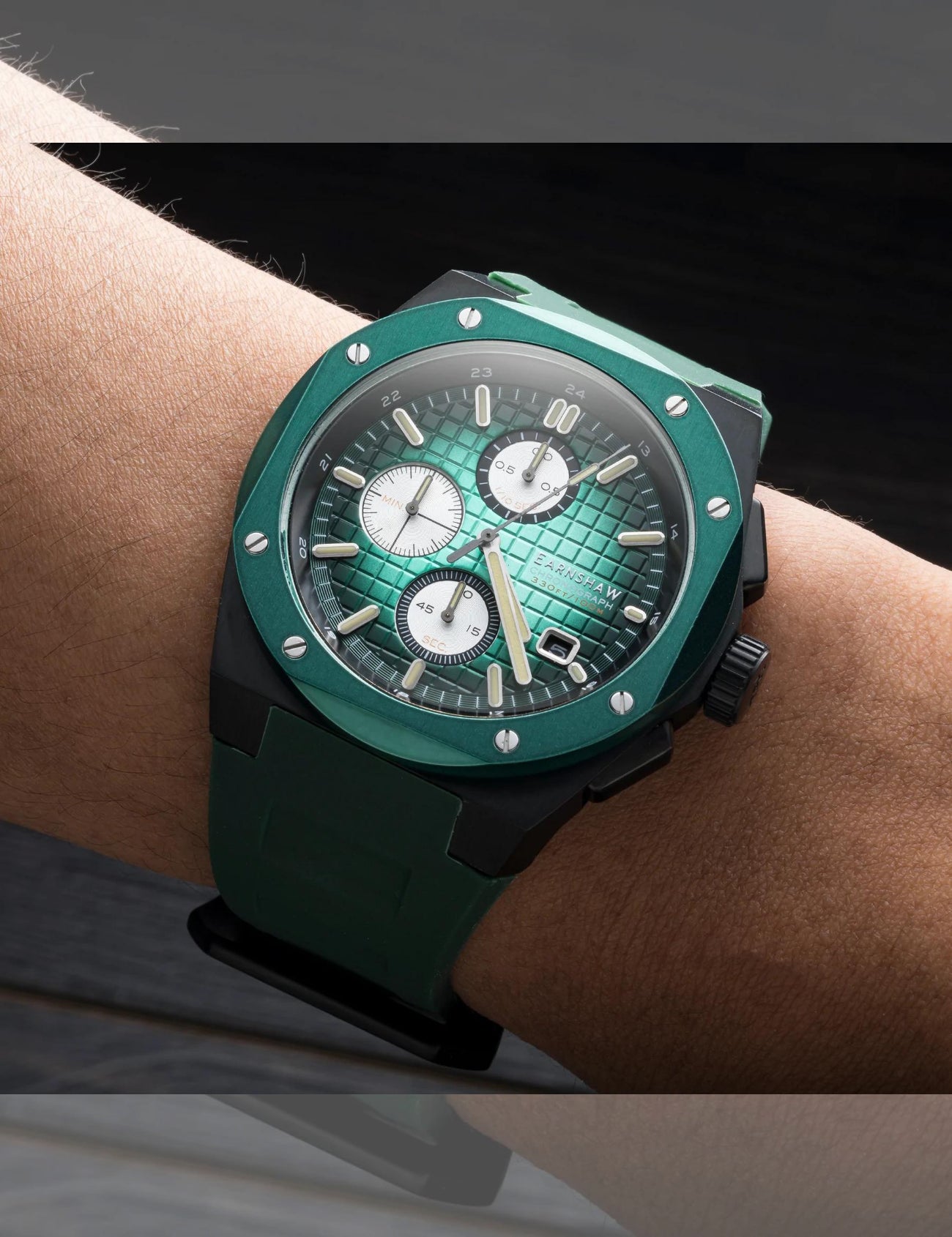 EARNSHAW ES-8254-01 25 Erkek Kol Saati