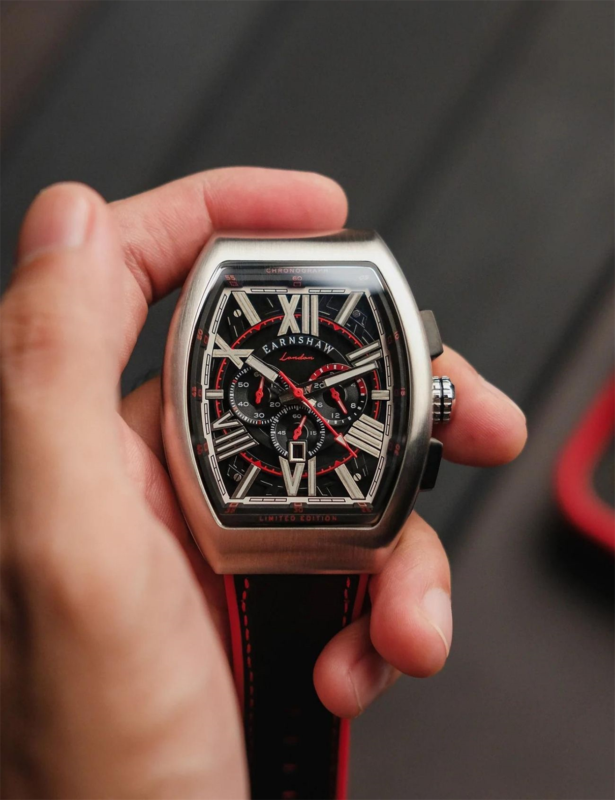 EARNSHAW ES-8270-05 60 Erkek Kol Saati